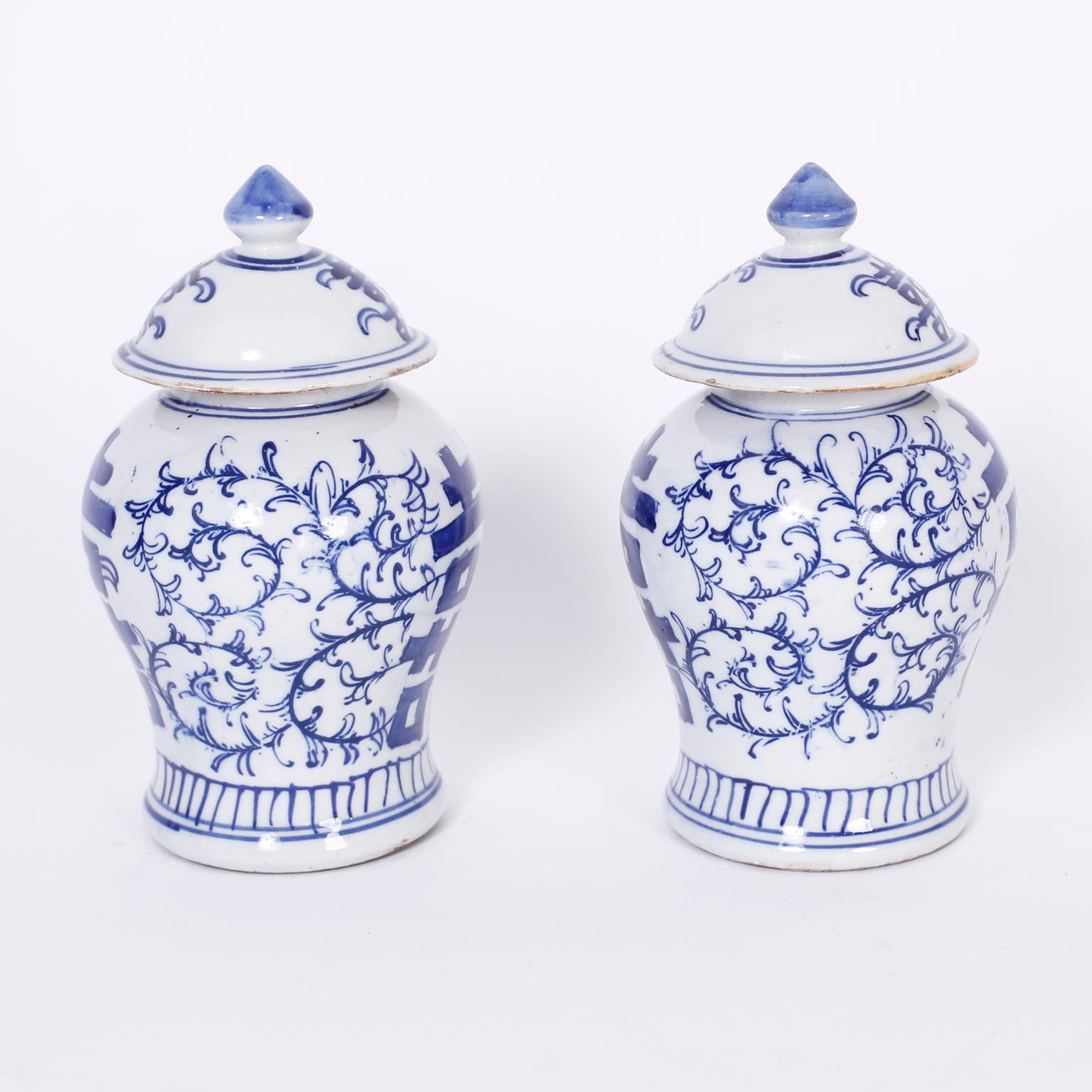 Chinese Pair of Blue and White Porcelain Double Happiness Jars For Sale