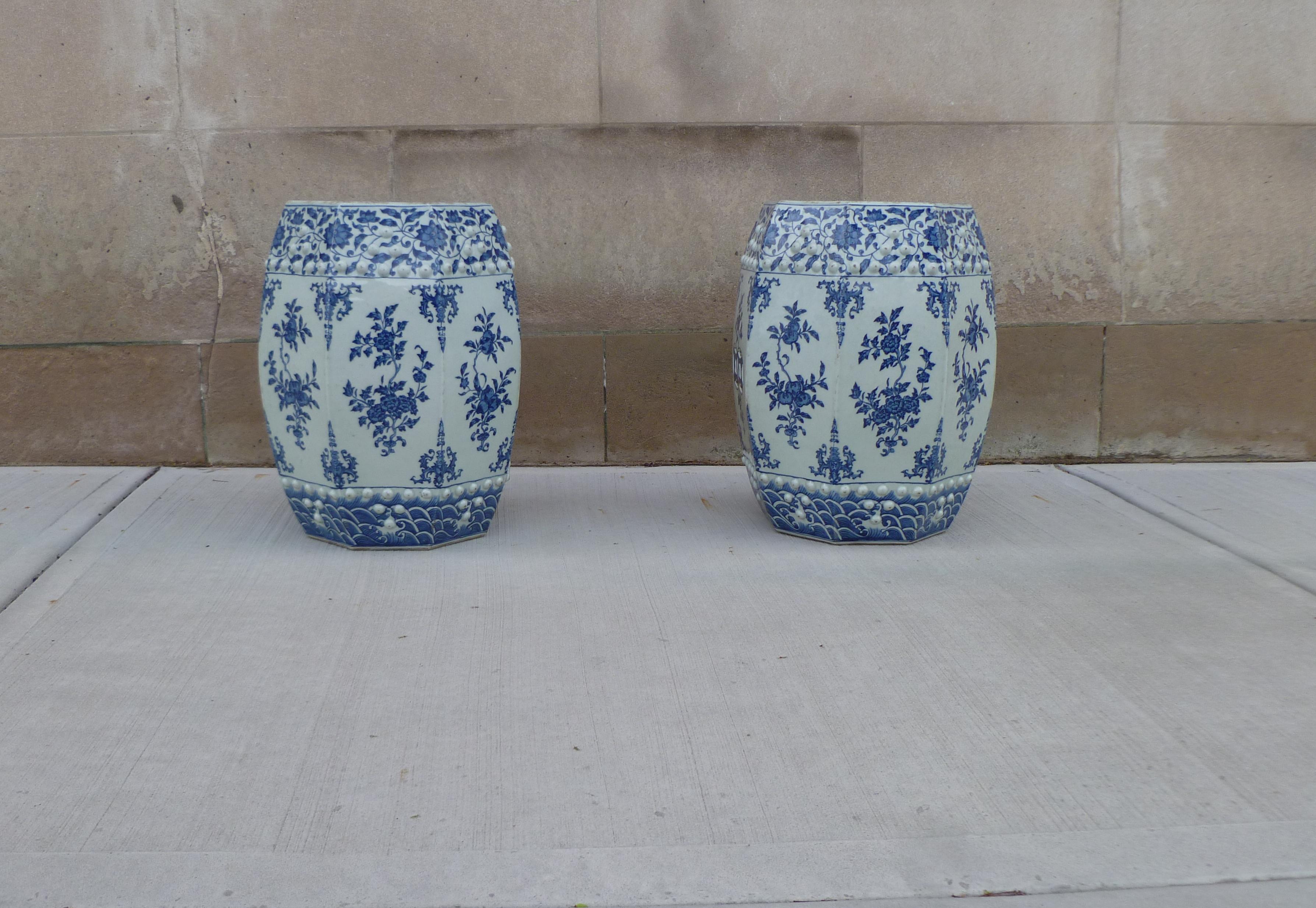 Chinese Pair of Blue and White Porcelain Garden Seats / End Tables For Sale
