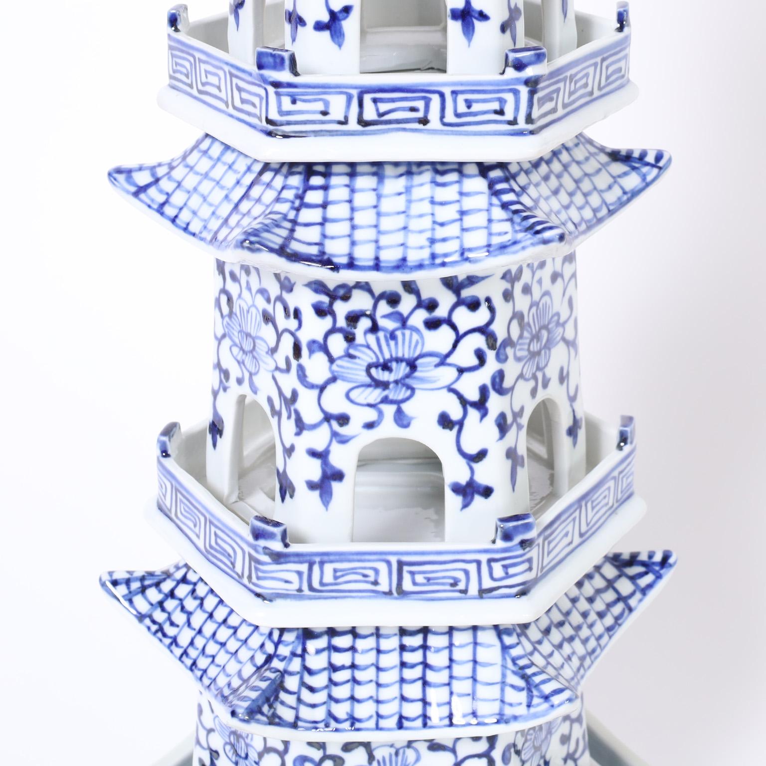 Chinese Export Pair of Blue and White Porcelain Pagoda Towers For Sale