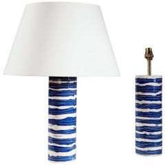 Coppia di vasi Studio Pottery blu e bianchi