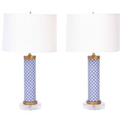 Coppia di lampade da tavolo bianche e blu