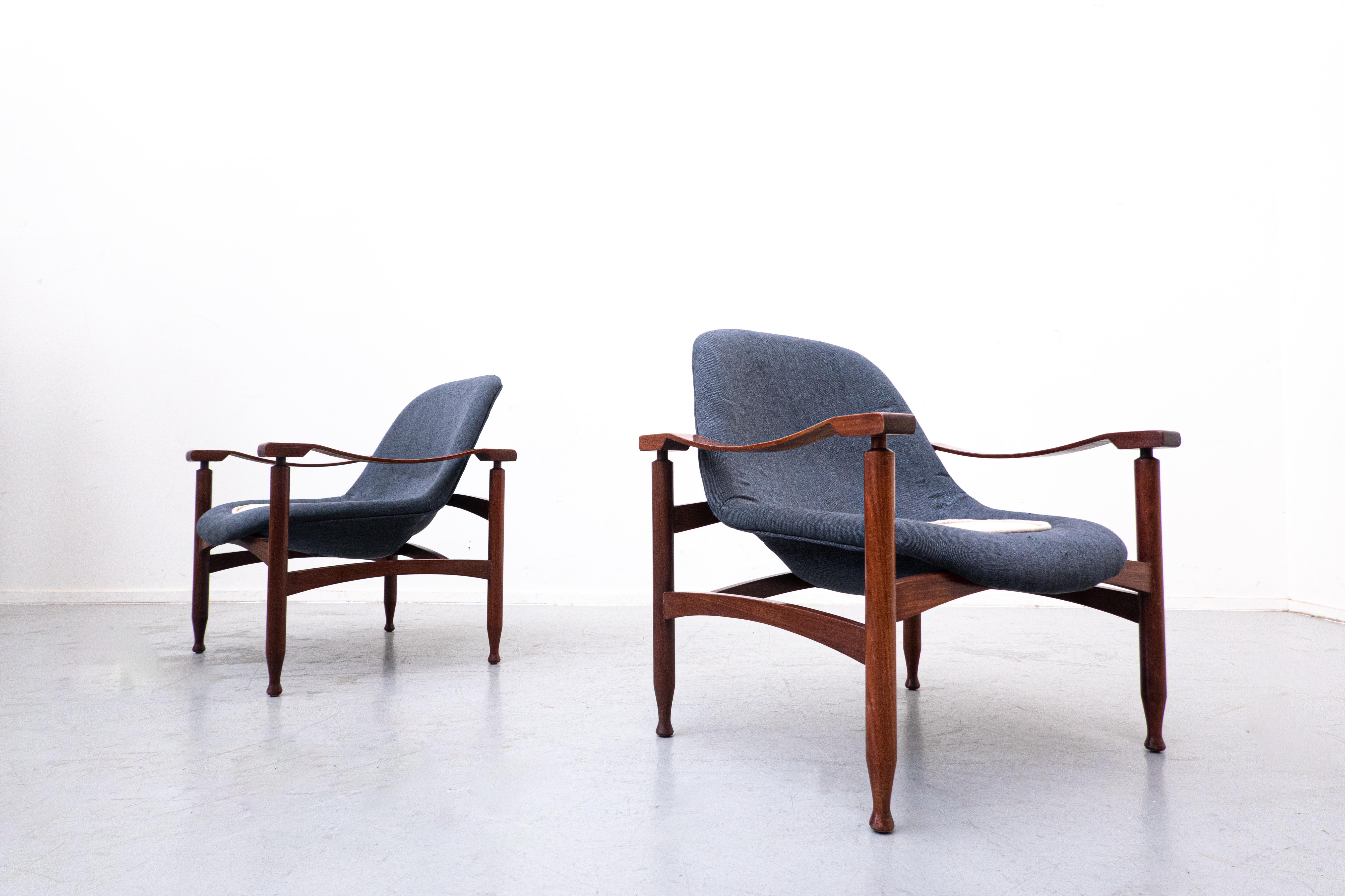 Pair of blue armchairs by Jorge Zalszupin, Wood and Fabric, Brasil, 1960s.