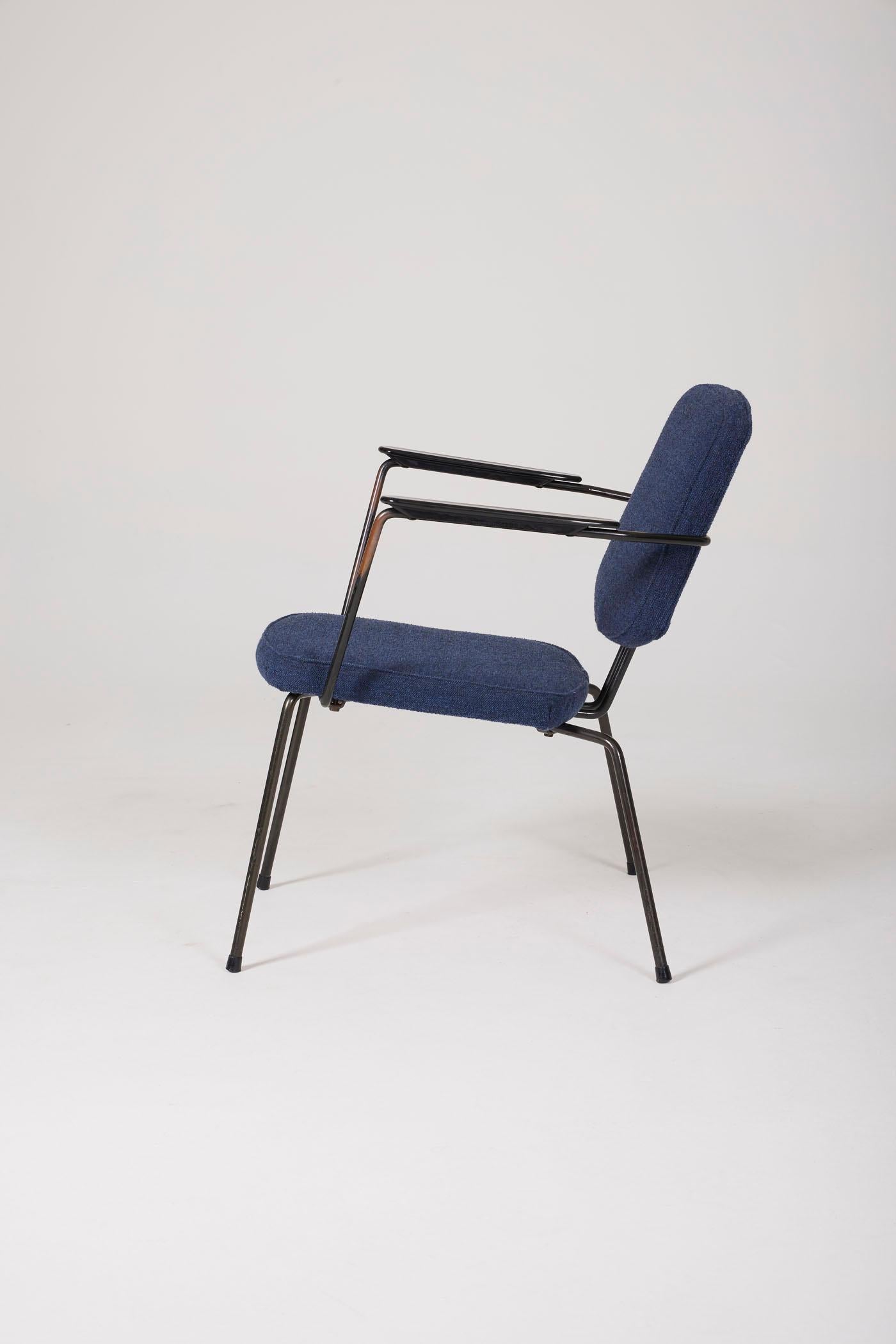 Pair of blue armchairs by Rudolf Wolf In Good Condition For Sale In PARIS, FR