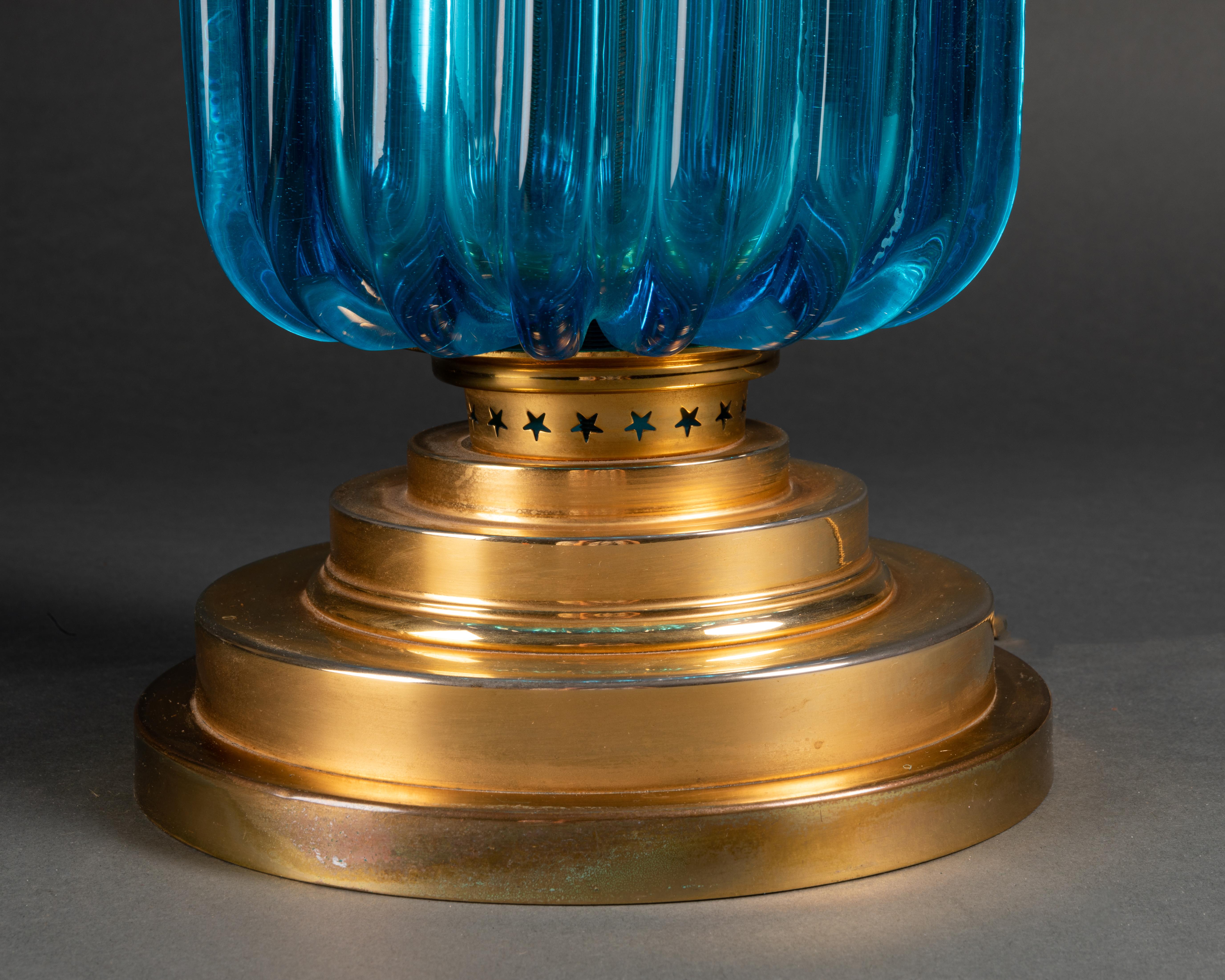 Mid-20th Century Pair of Blue Blown Murano Glass Lamps For Sale