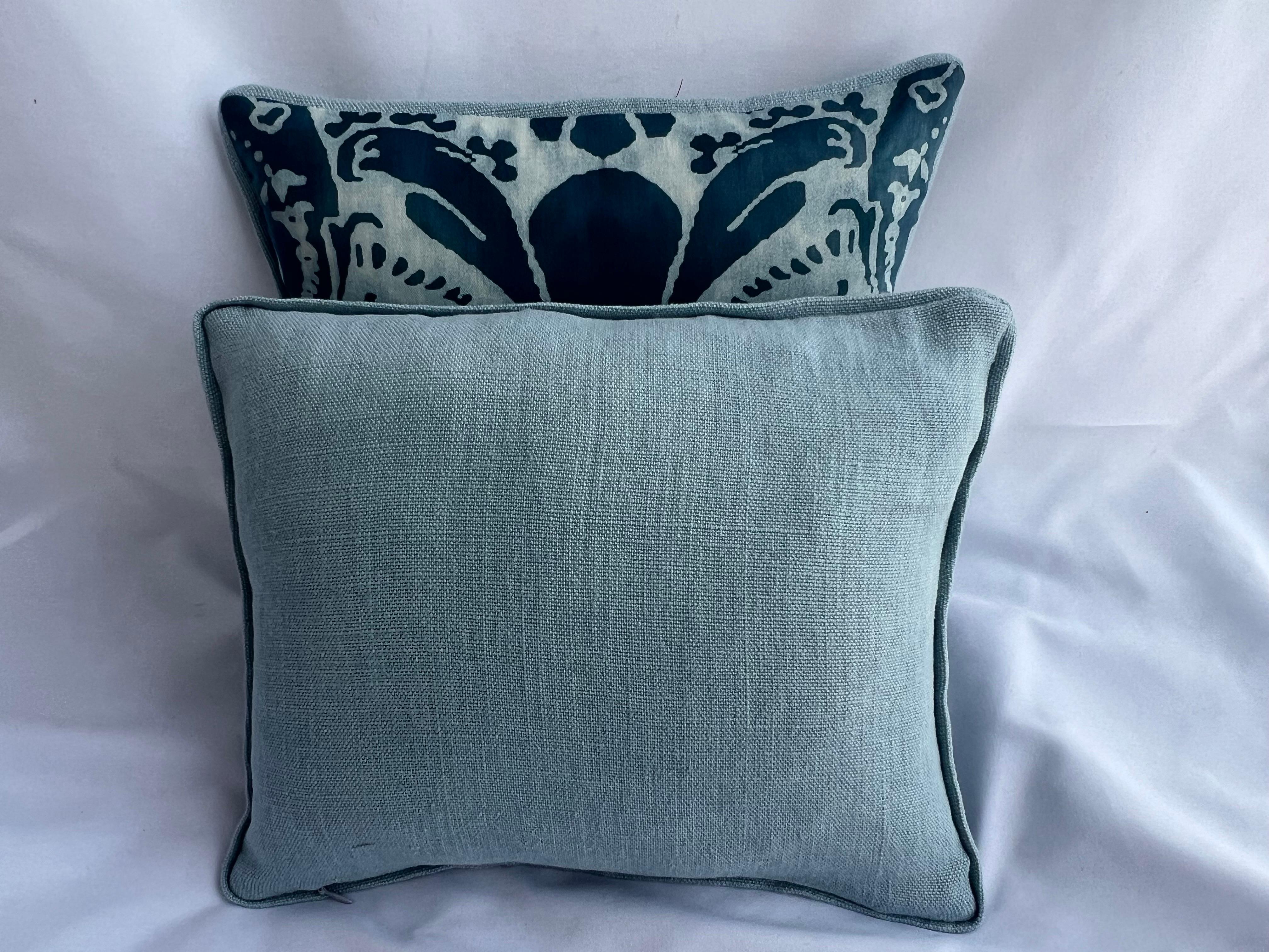Pair of Blue Caravaggio Patterned Fortuny Pillows In Excellent Condition In Los Angeles, CA