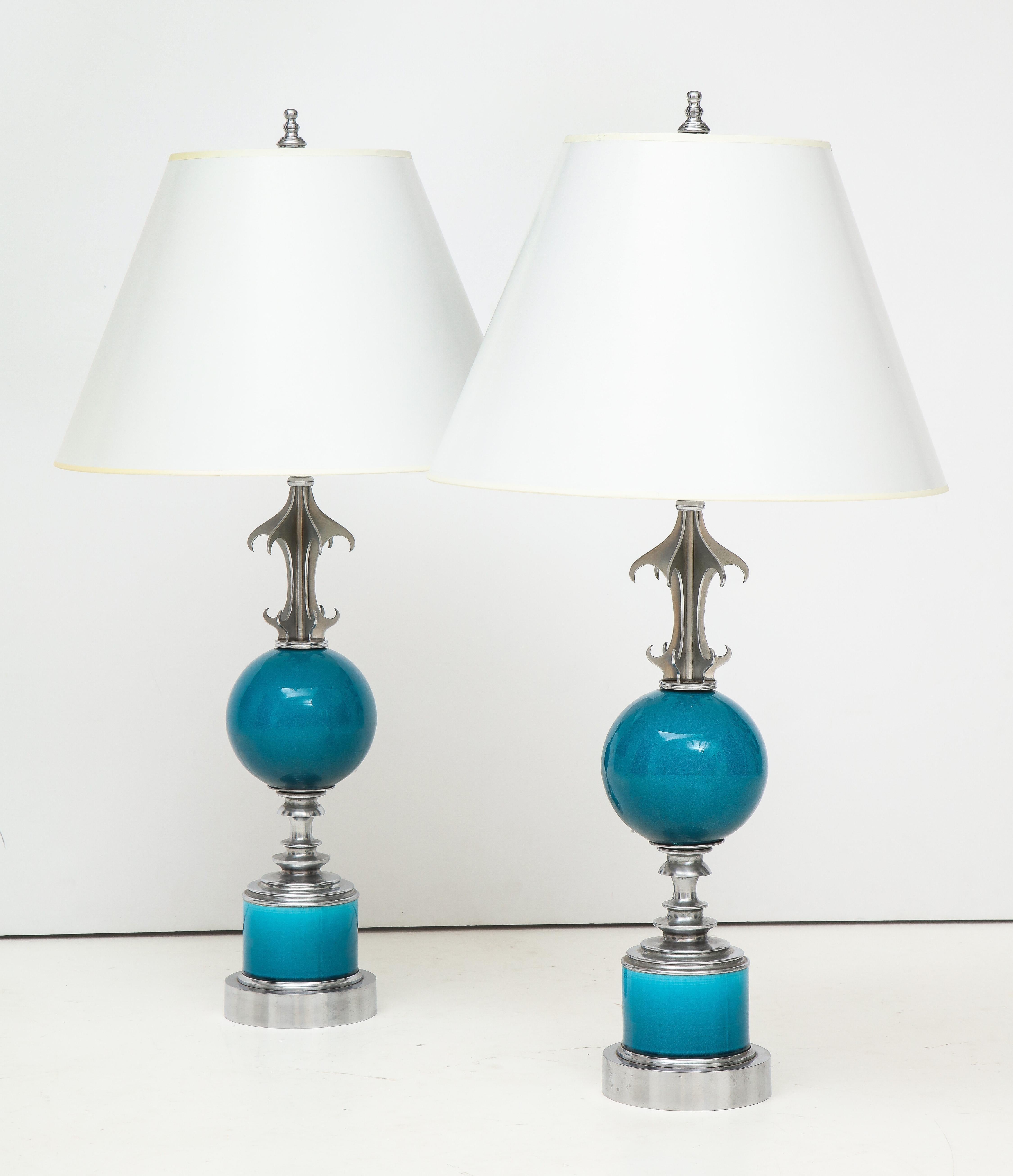 Pair of Blue Ceramic and Nickel-Plated Metal Table Lamps For Sale 8