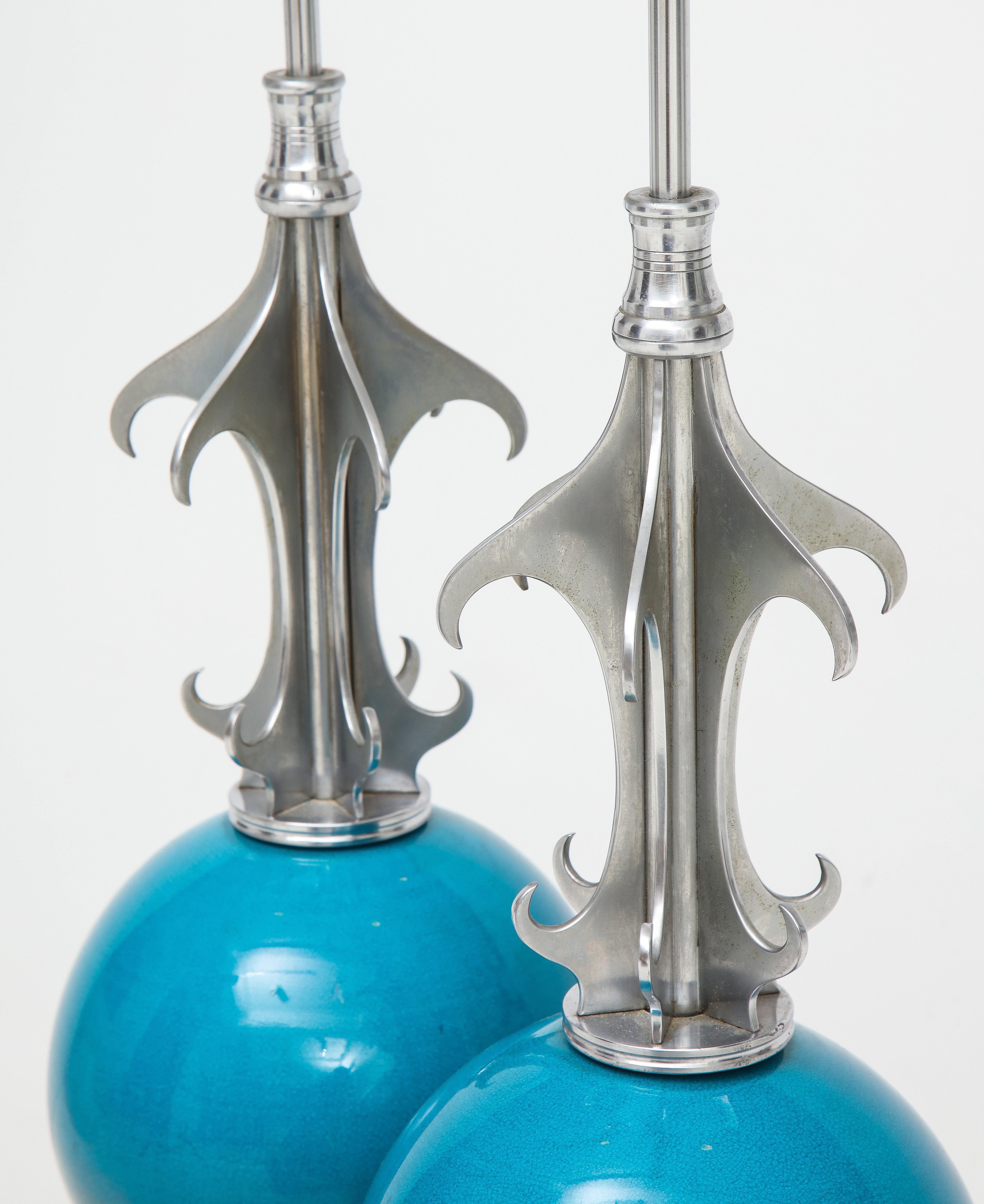 Pair of Blue Ceramic and Nickel-Plated Metal Table Lamps For Sale 4