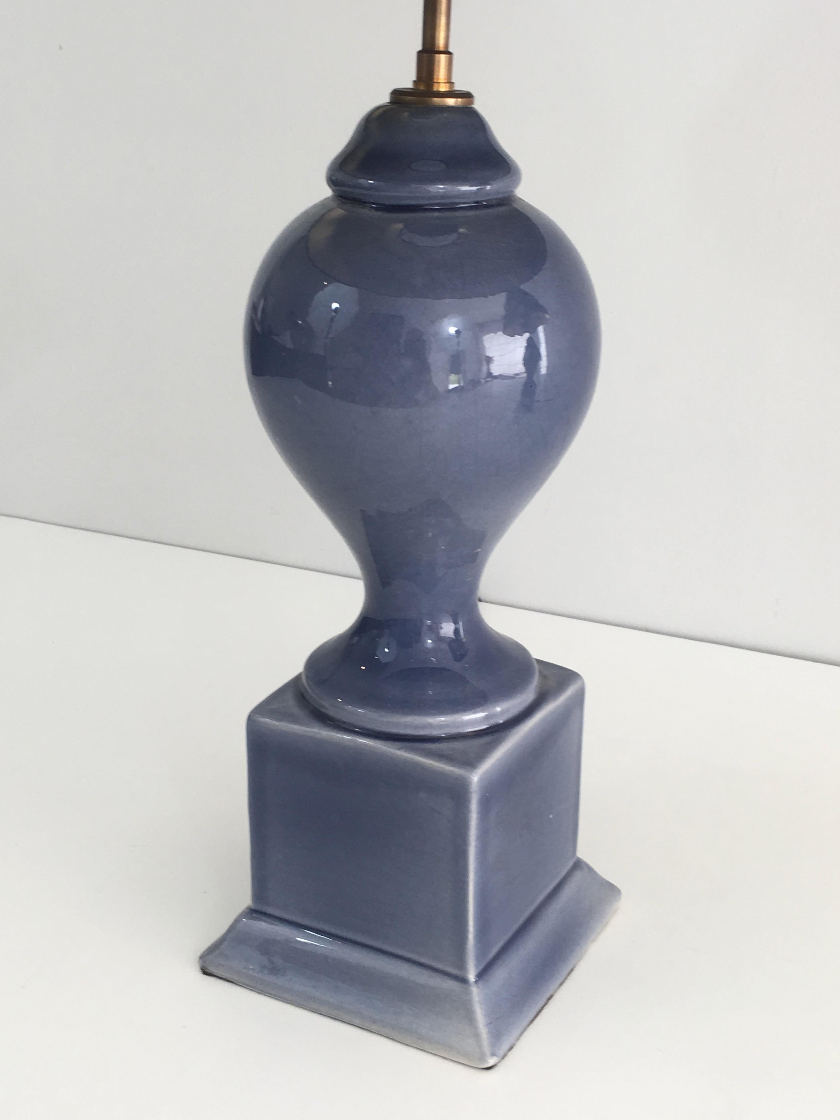 Paire de lampes de table à balustre en céramique bleue, françaises, vers 1970 en vente 10