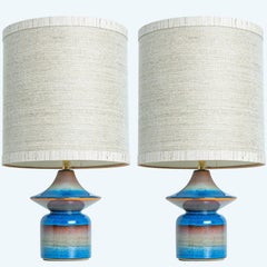 Paire de lampes de table en céramique bleue de Soholm, abat-jour en soie, Danemark, années 1960