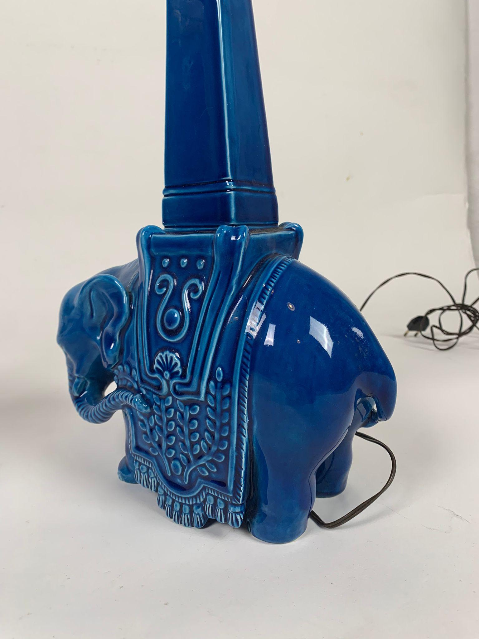 Pair of blue ceramic table lamps representing elephants, Italy, 1960s For Sale 6