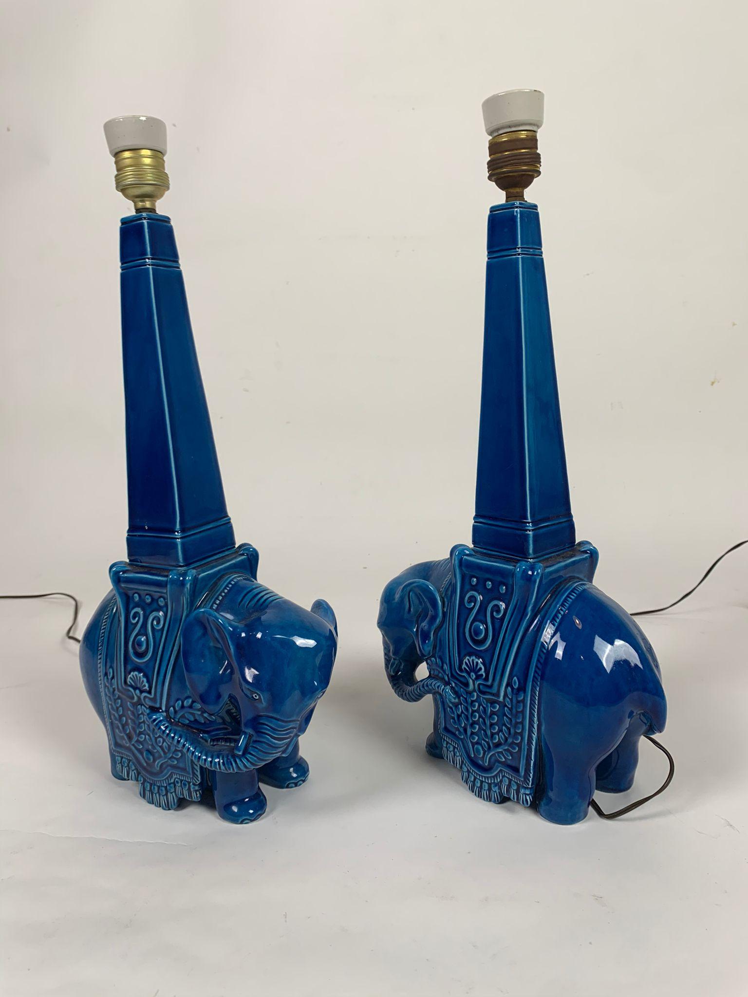 Pair of blue ceramic table lamps representing elephants, Italy, 1960s For Sale 7