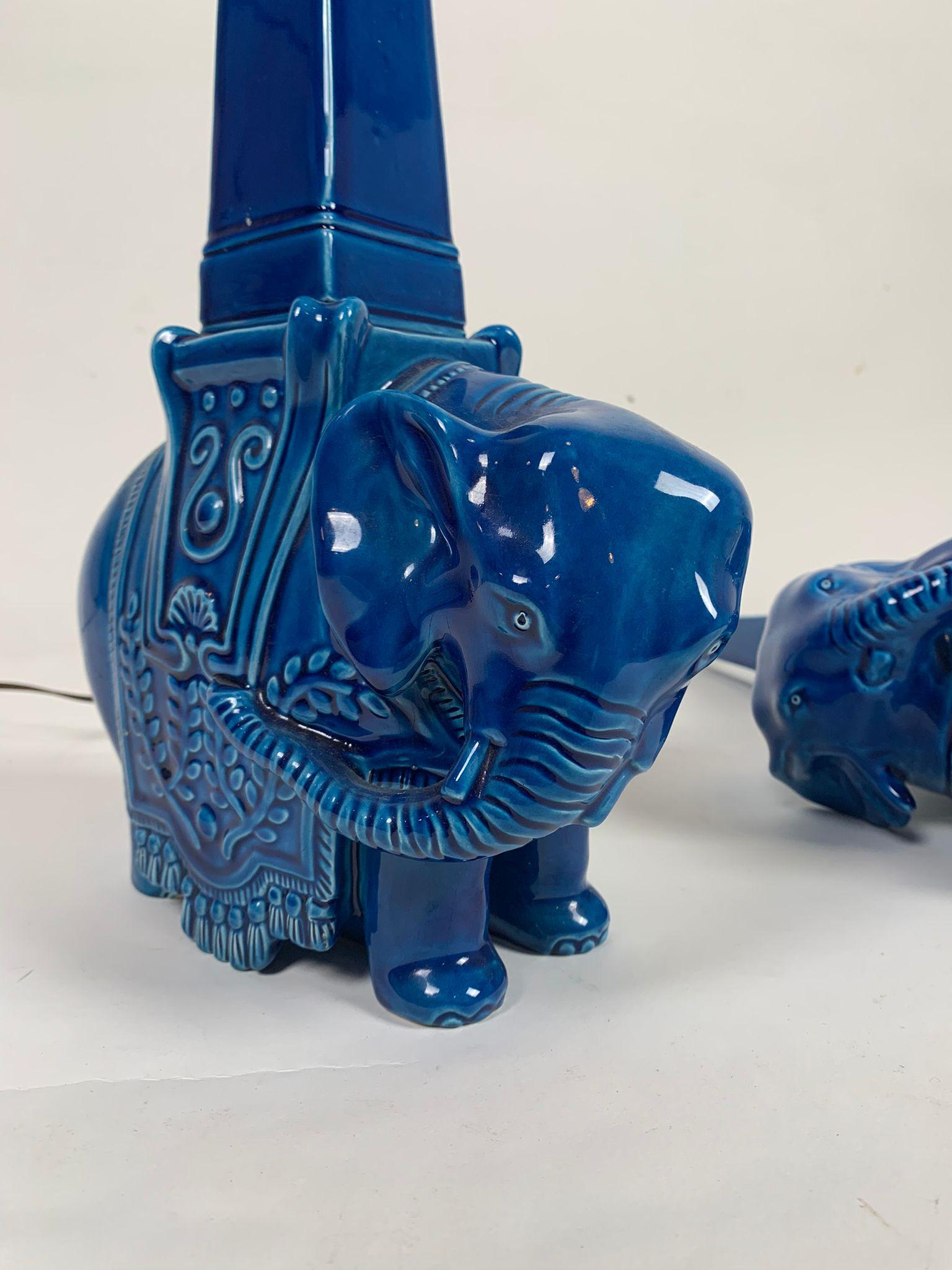 Pair of blue ceramic table lamps representing elephants, Italy, 1960s For Sale 9
