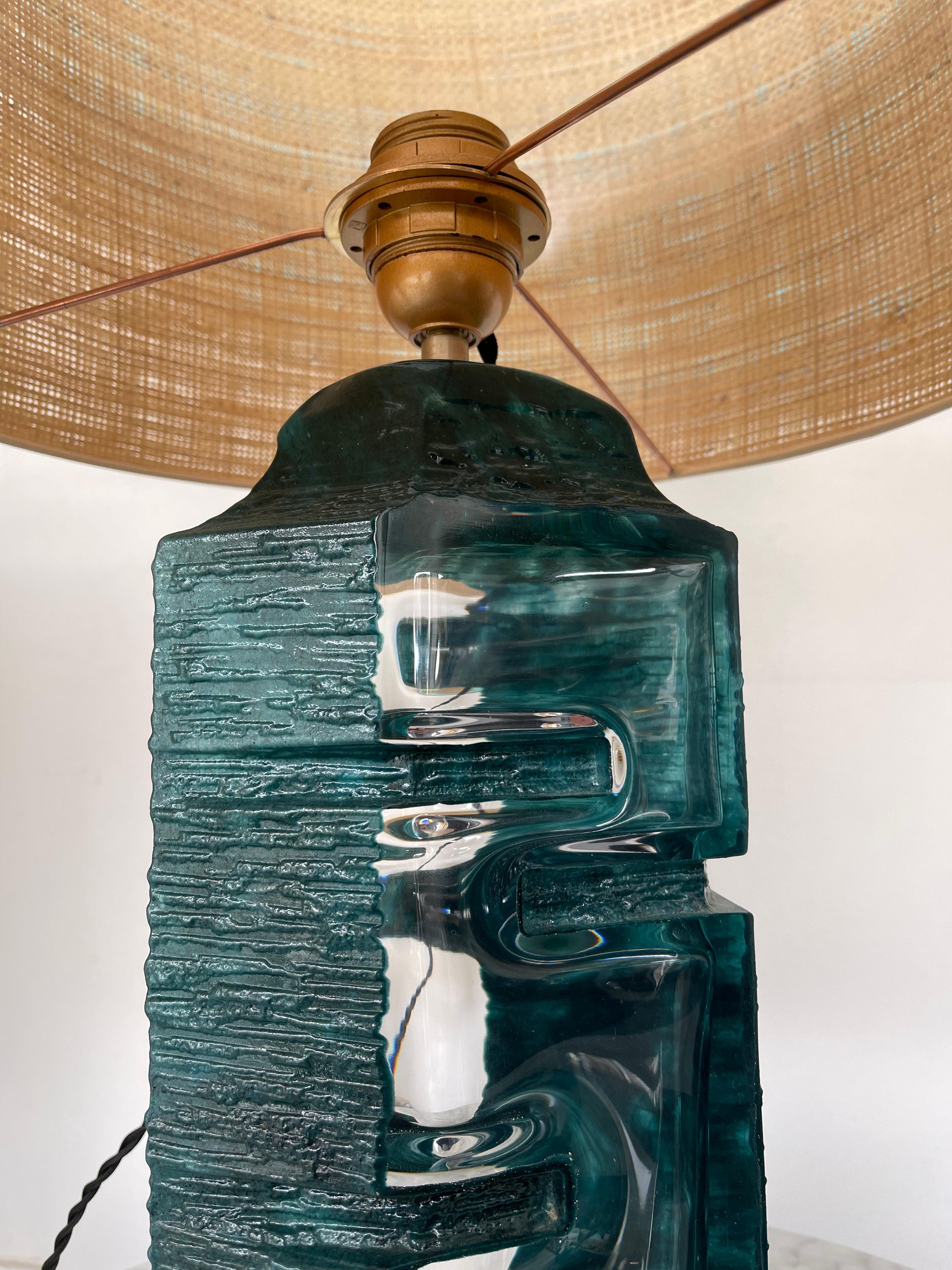 Paire de lampes Argos en cristal bleu par César pour Daum. France, années 1970 Bon état à SAINT-OUEN, FR