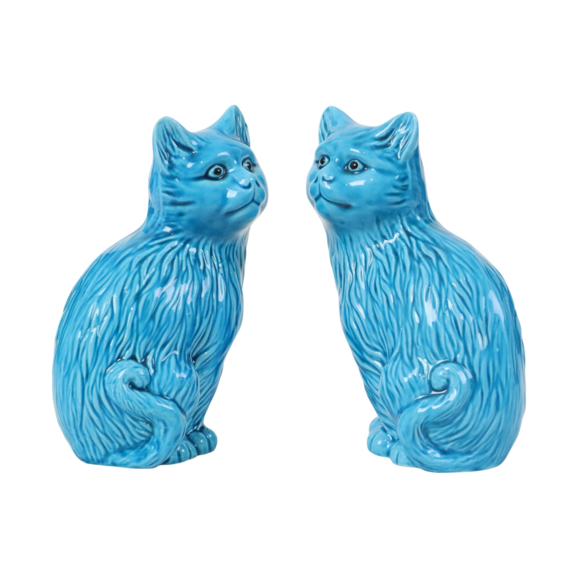 Pair of Blue Glazed Cats Statues Chinese Ceramics For Sale 4