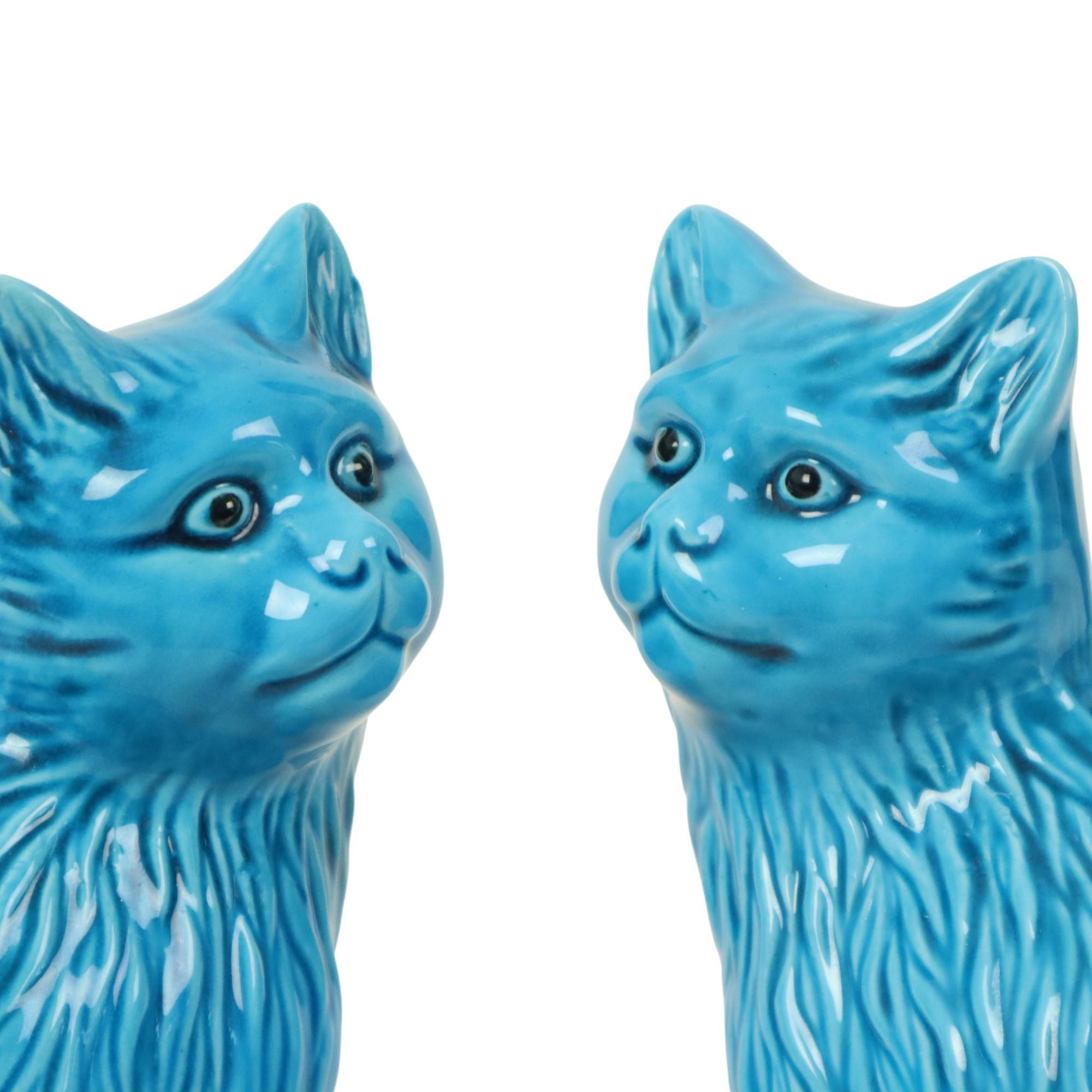 Pair of Blue Glazed Cats Statues Chinese Ceramics For Sale 5