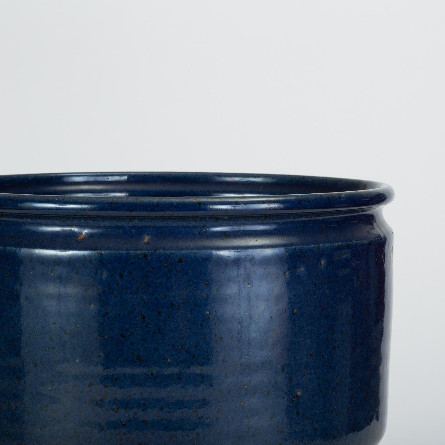 Pair of Blue-Glazed Earthgender Bowl Planters, David Cressey and Robert Maxwell 11