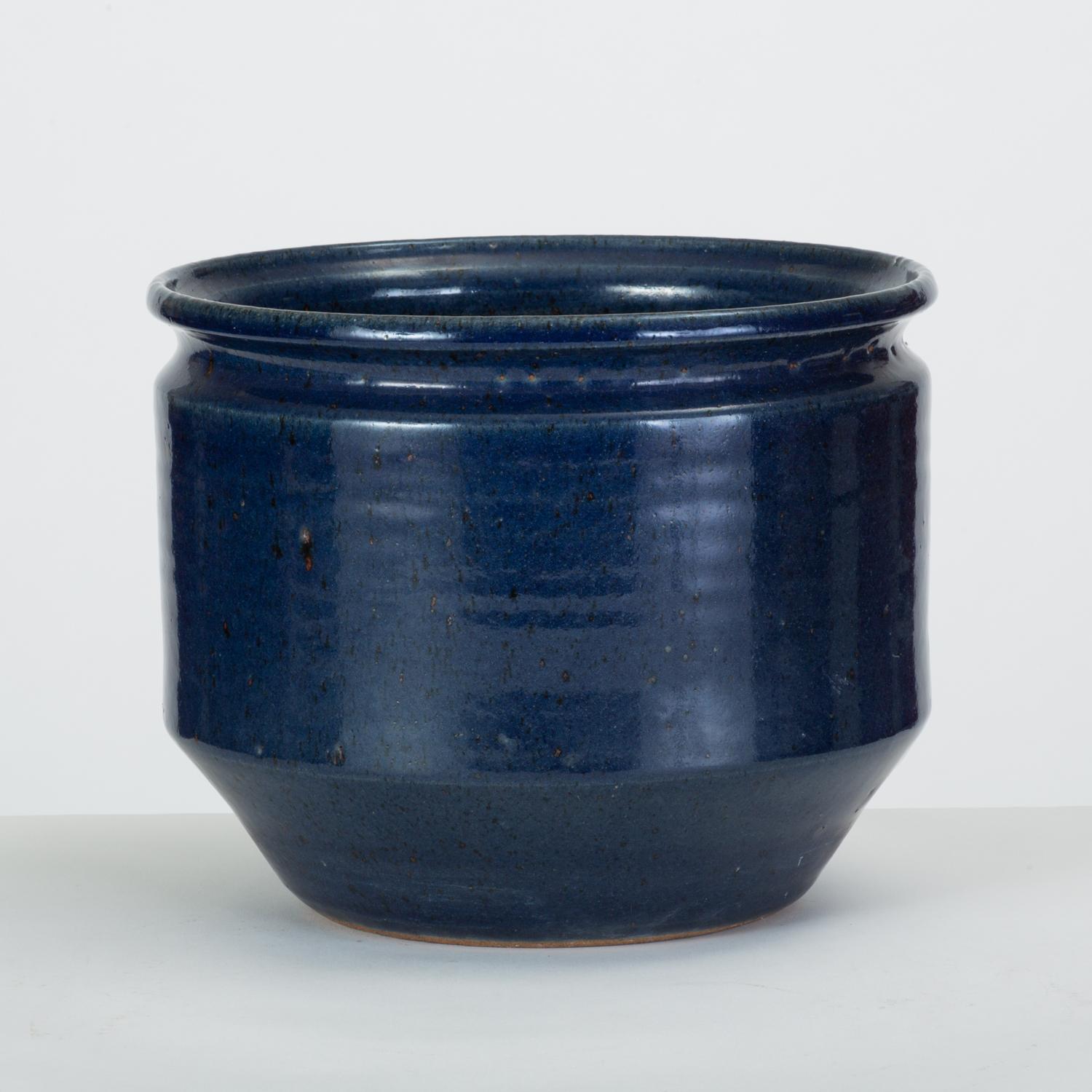 Pair of Blue-Glazed Earthgender Bowl Planters, David Cressey and Robert Maxwell In Excellent Condition In Los Angeles, CA