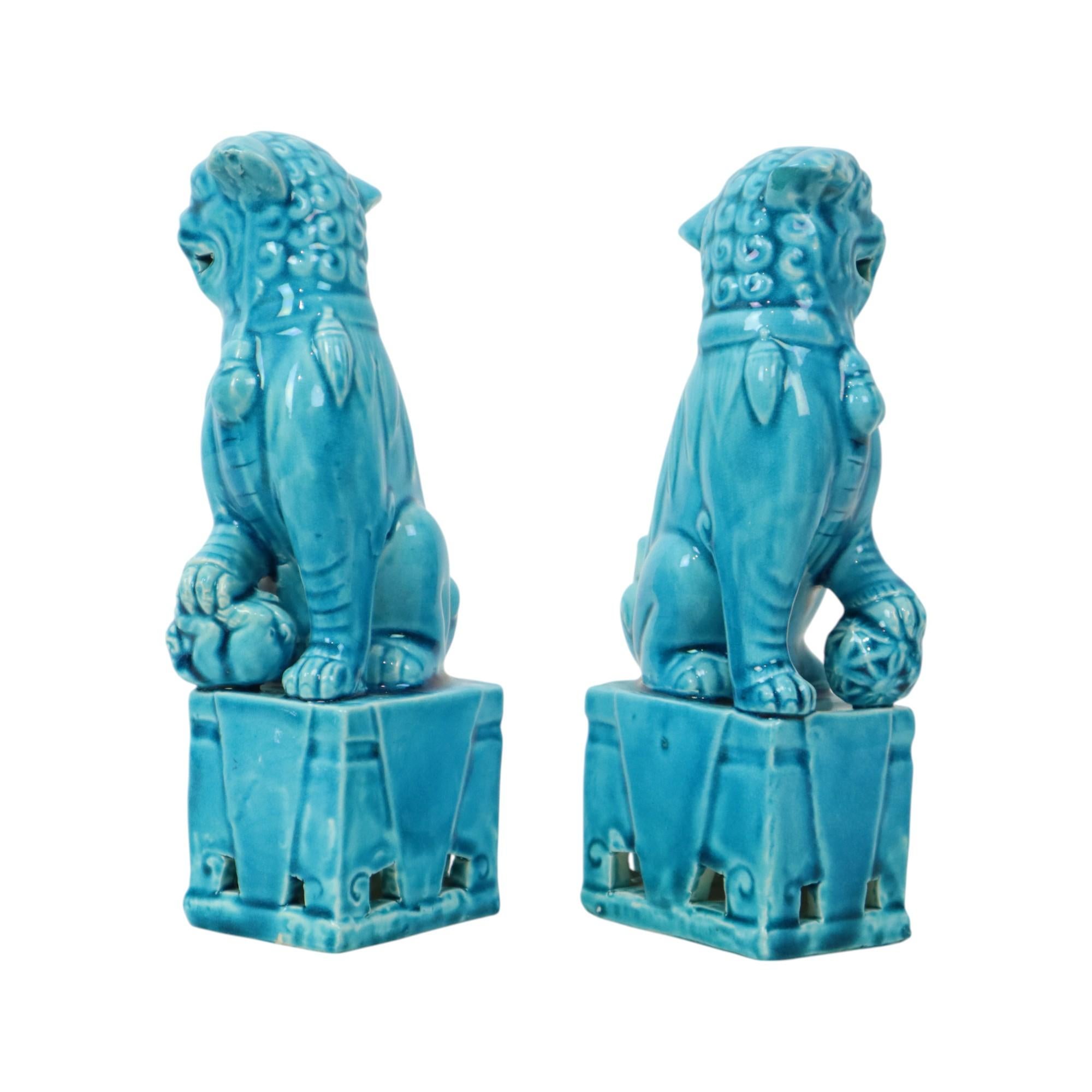 Pareja de Figuritas de León del Templo del Perro Foo esmaltadas en azul 18cm Cerámico en venta