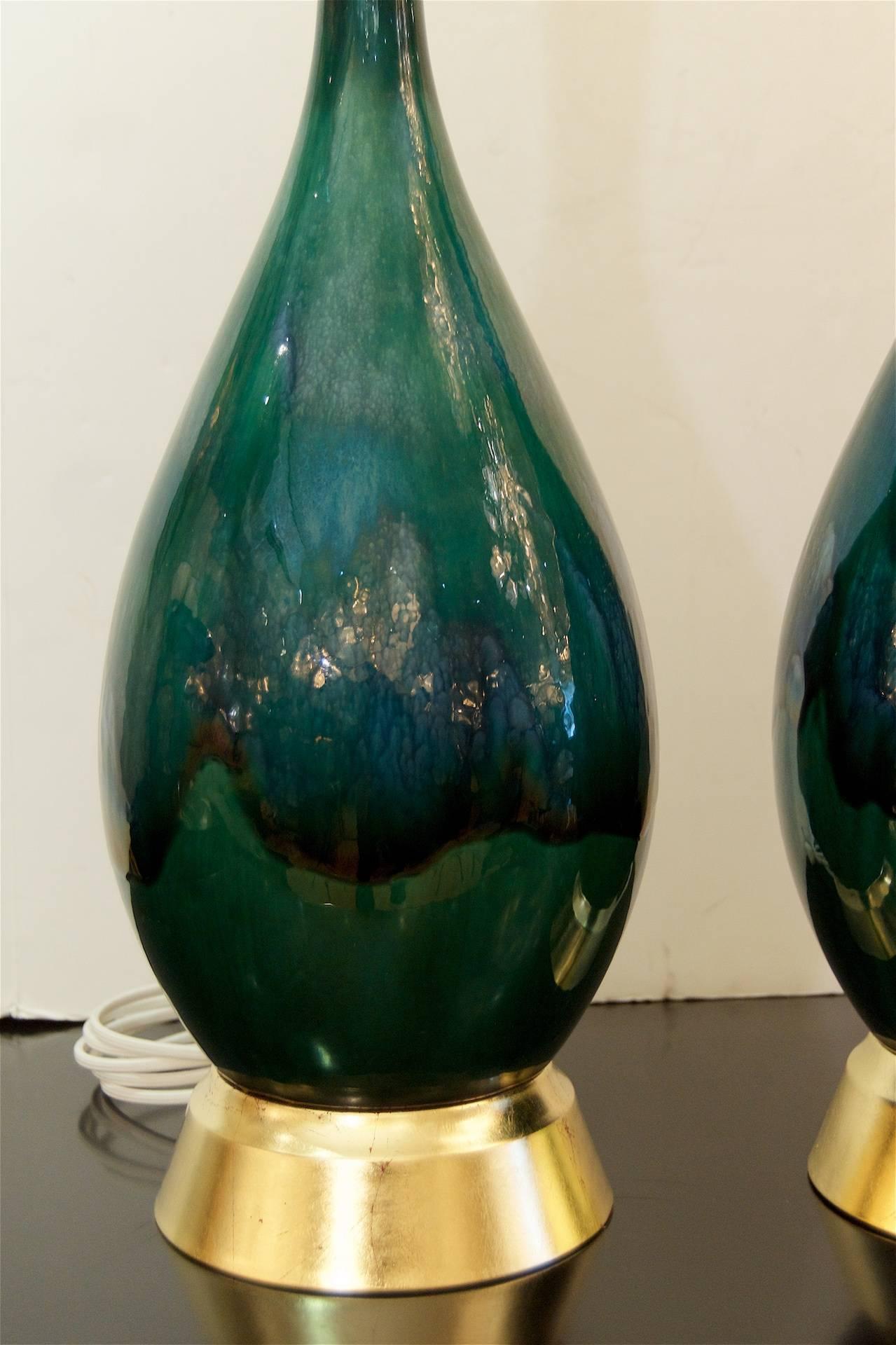Mid-Century Modern Pair of Blue-Green Drip Glaze and Gilt Royal Haeger Attributed Lamps For Sale