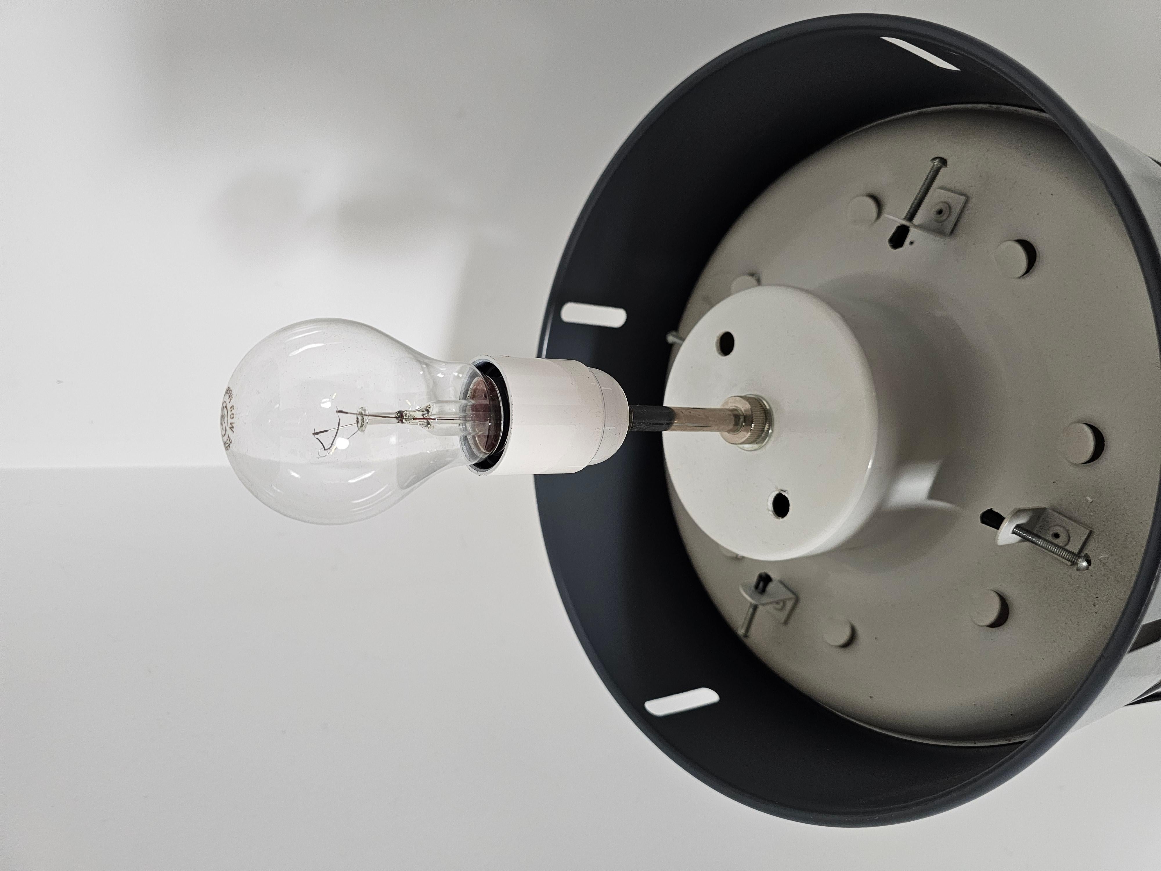 Paar blau/graue Mezzo Oracolo-Lampen von Gae Aulentnti für Artemide, 1960er Jahre im Angebot 6