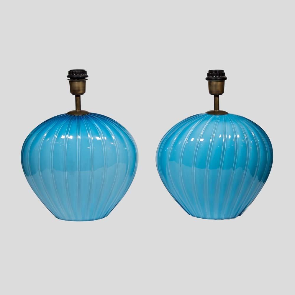Mid-Century Modern Pair of Blue hand blown ribbed murano glass table lamps by Tommaso Barbi For Sale