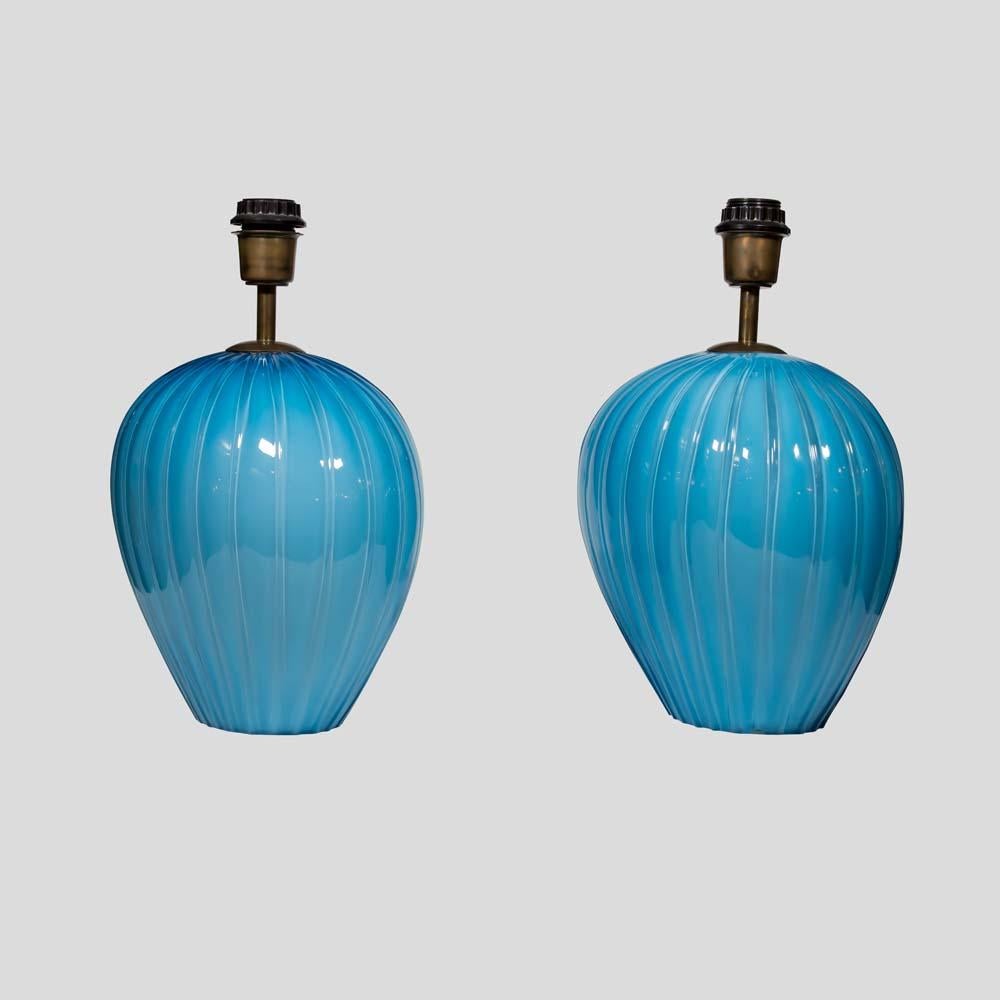 Italian Pair of Blue hand blown ribbed murano glass table lamps by Tommaso Barbi  For Sale