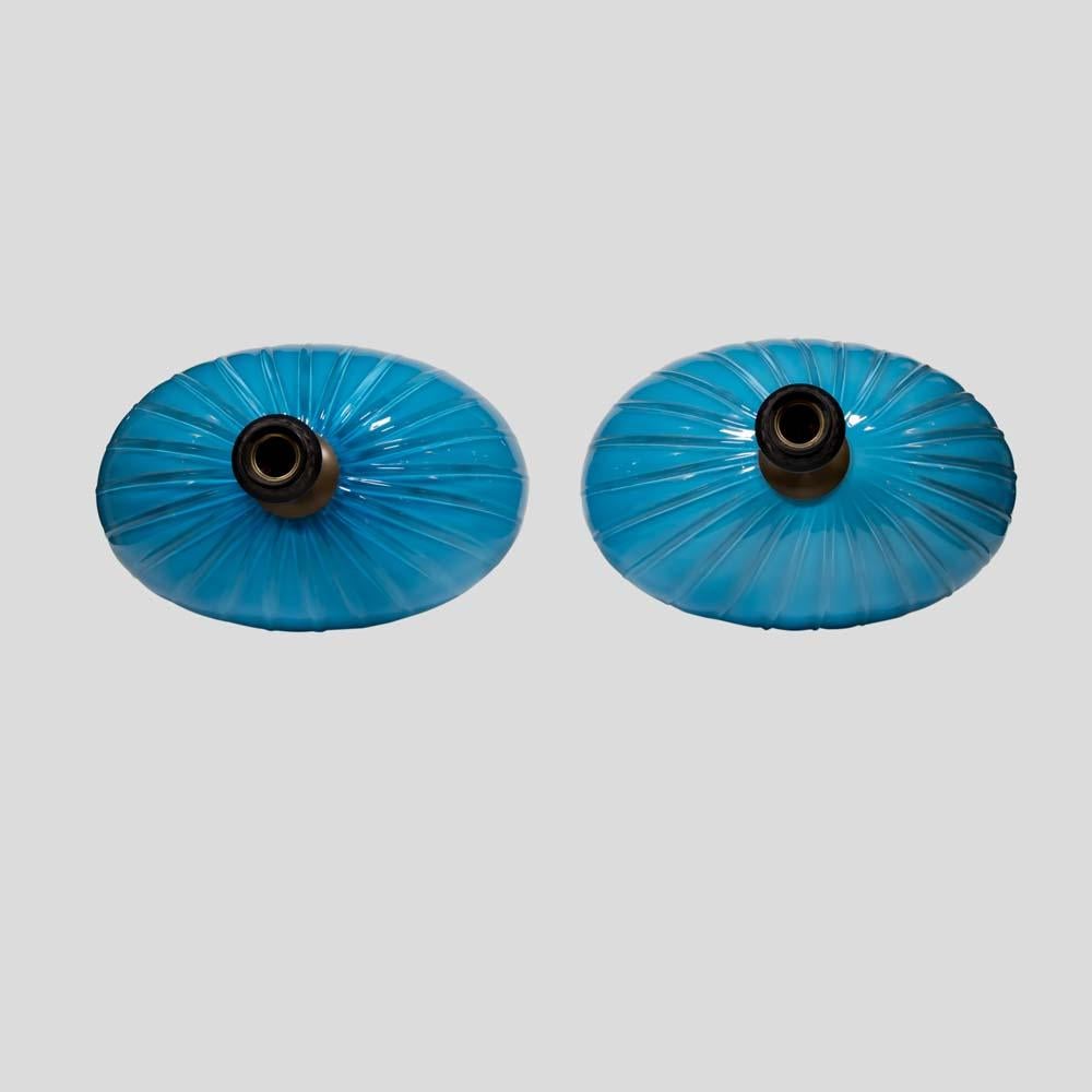 Mid-20th Century Pair of Blue hand blown ribbed murano glass table lamps by Tommaso Barbi For Sale