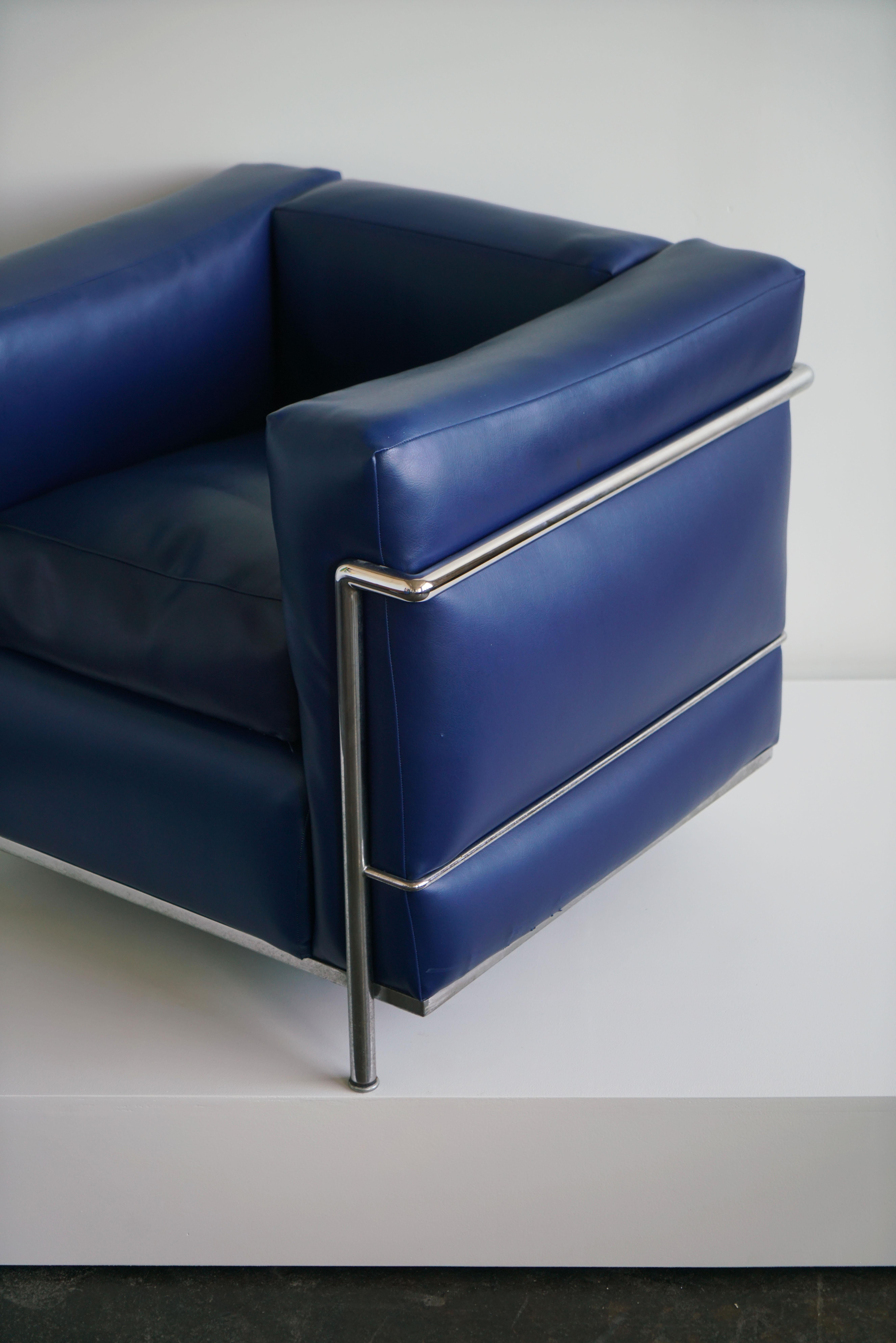 Pair of Blue Le Corbusier Lc2 Lounge Chairs for Cassina, 1960's, Qty Two In Good Condition In Chicago, IL