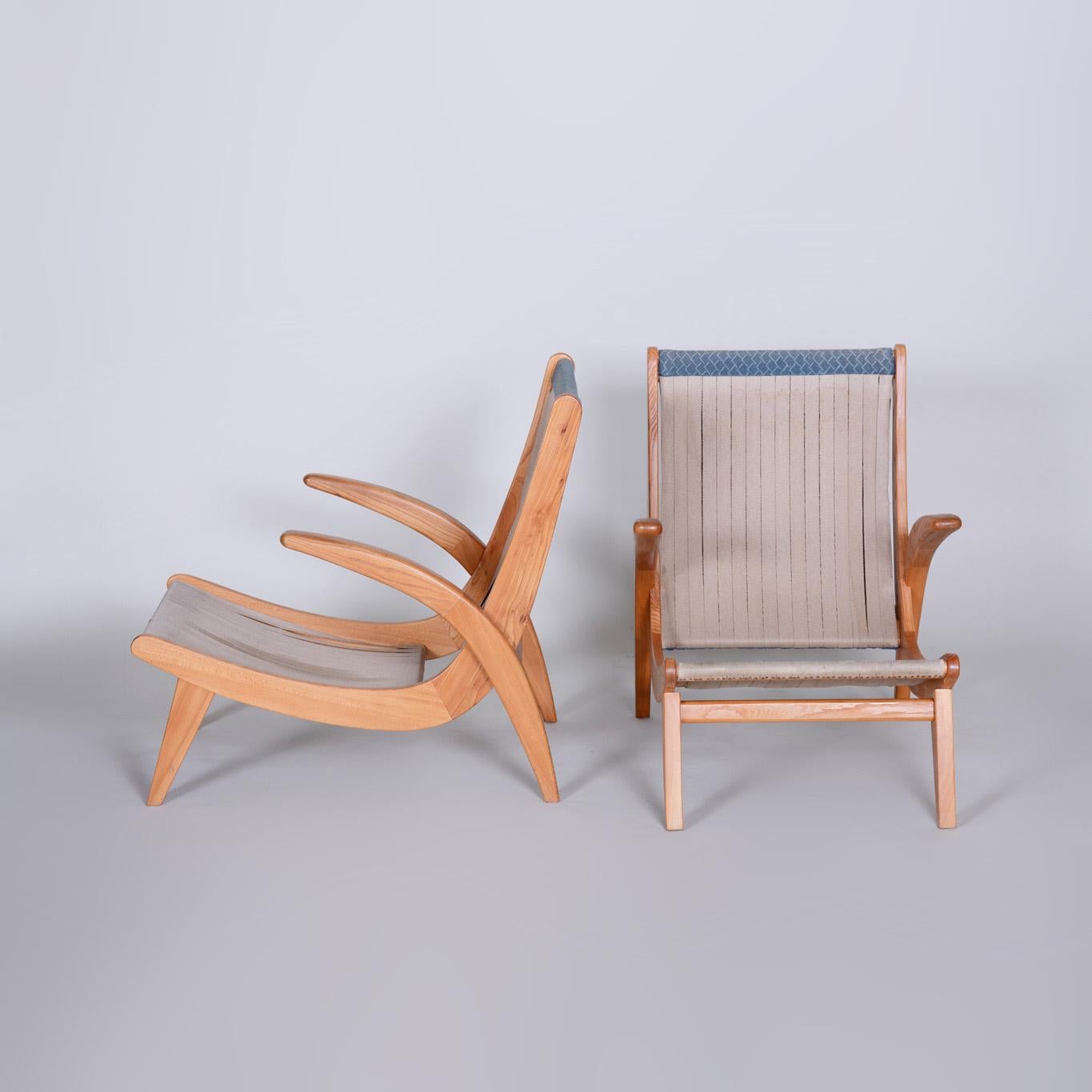 Mid-Century Modern Paire de fauteuils bleus du milieu du siècle, The am designs by Jan Vaněk in the 1950s, Ash en vente