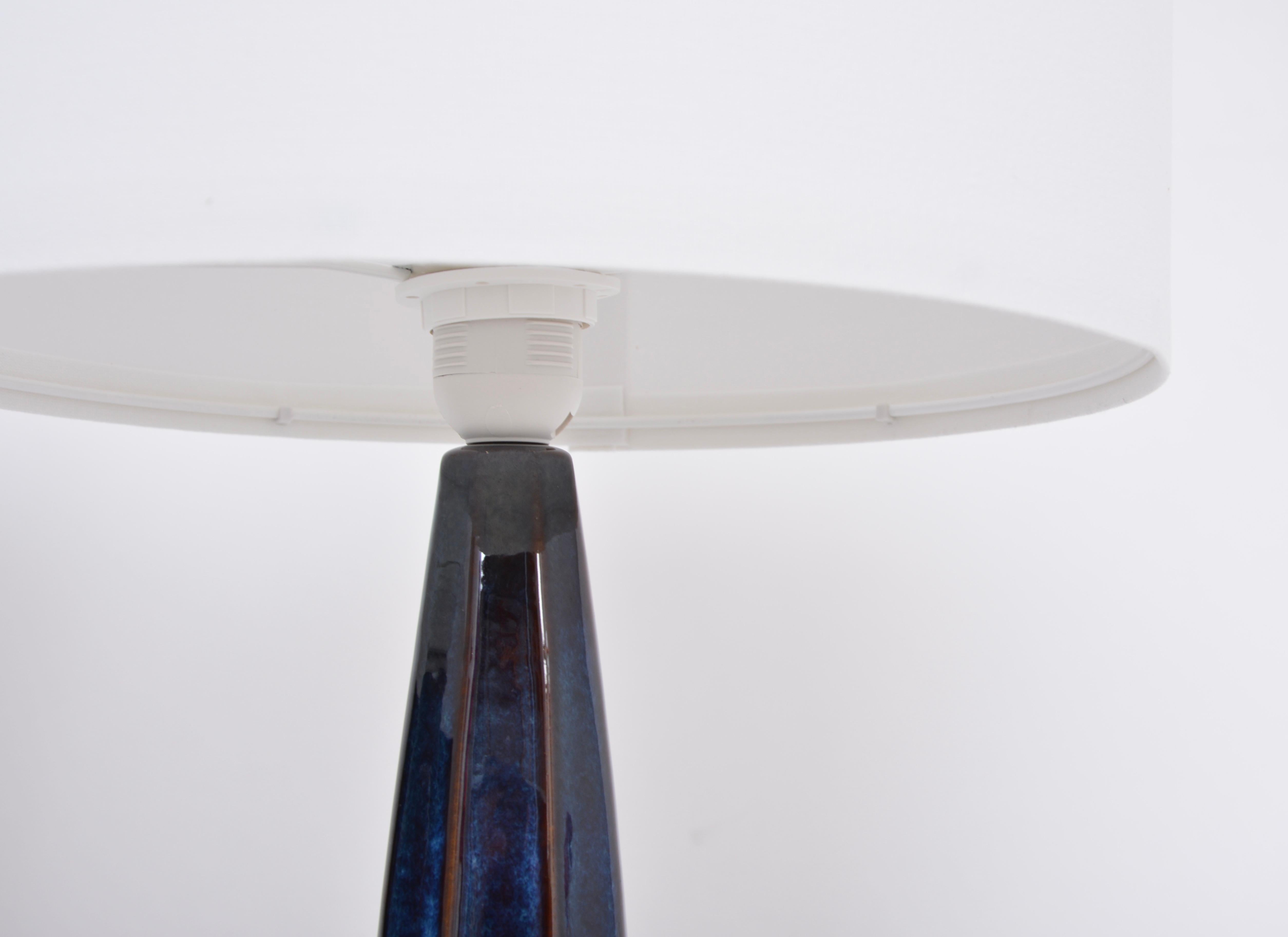 Glazed Pair of Blue Midcentury Table Lamps Model 1055 by Einar Johansen for Soholm For Sale