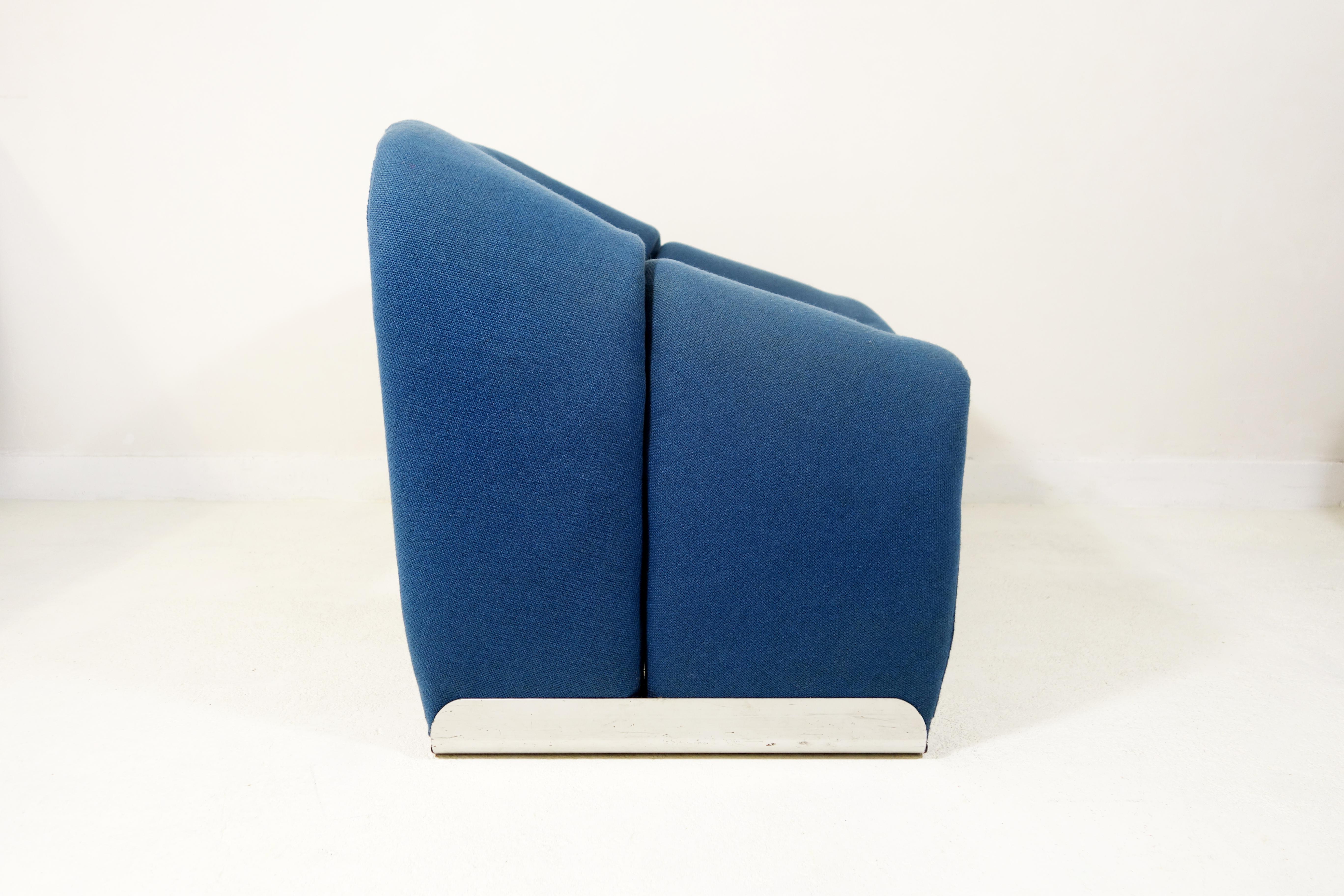 Mid-Century Modern Pair of Blue Midcentury Groovy Chairs F598 by Pierre Paulin for Artifort