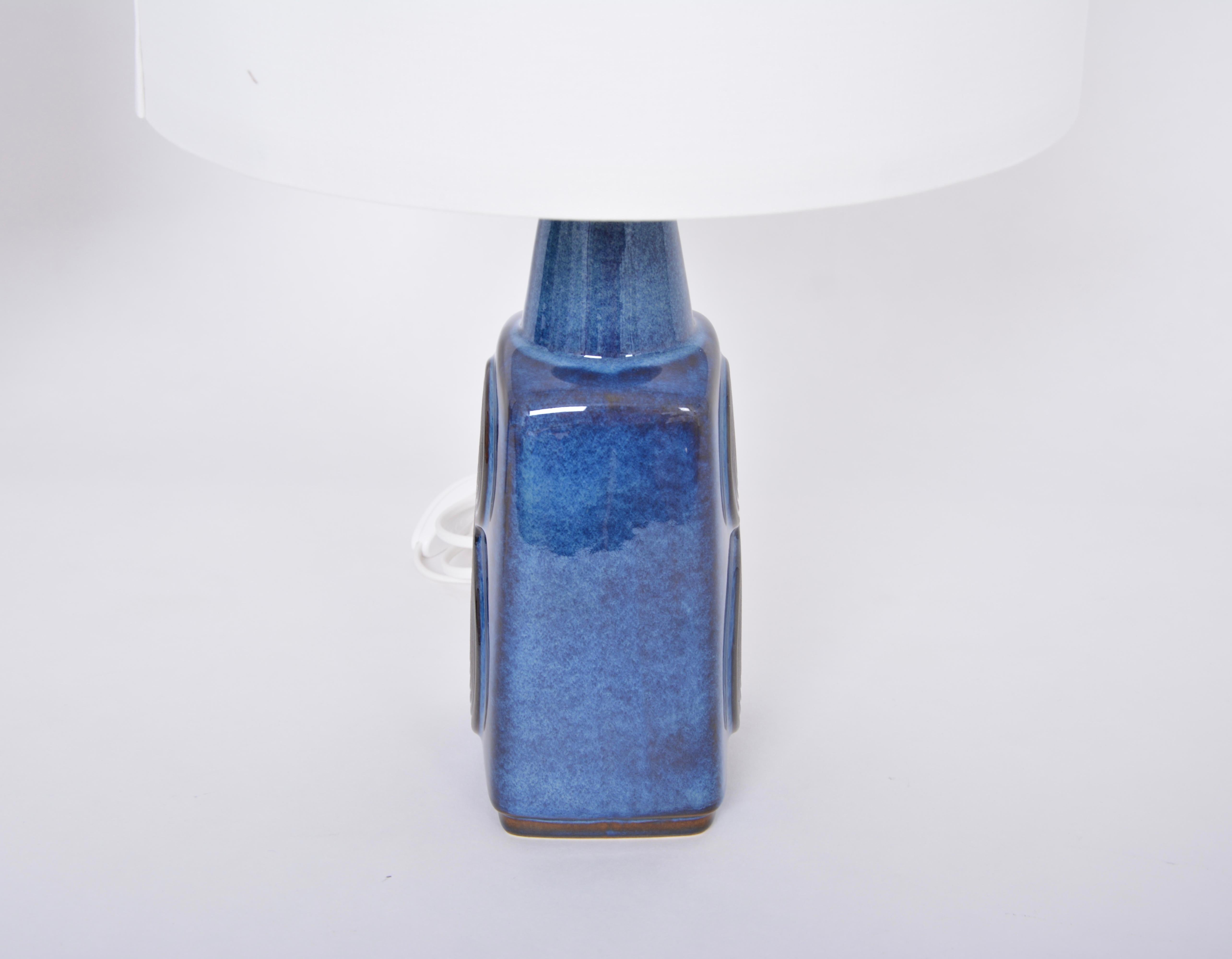 Paire de lampes de table bleues du milieu du siècle modèle 1097 par Einar Johansen pour Soholm en vente 1