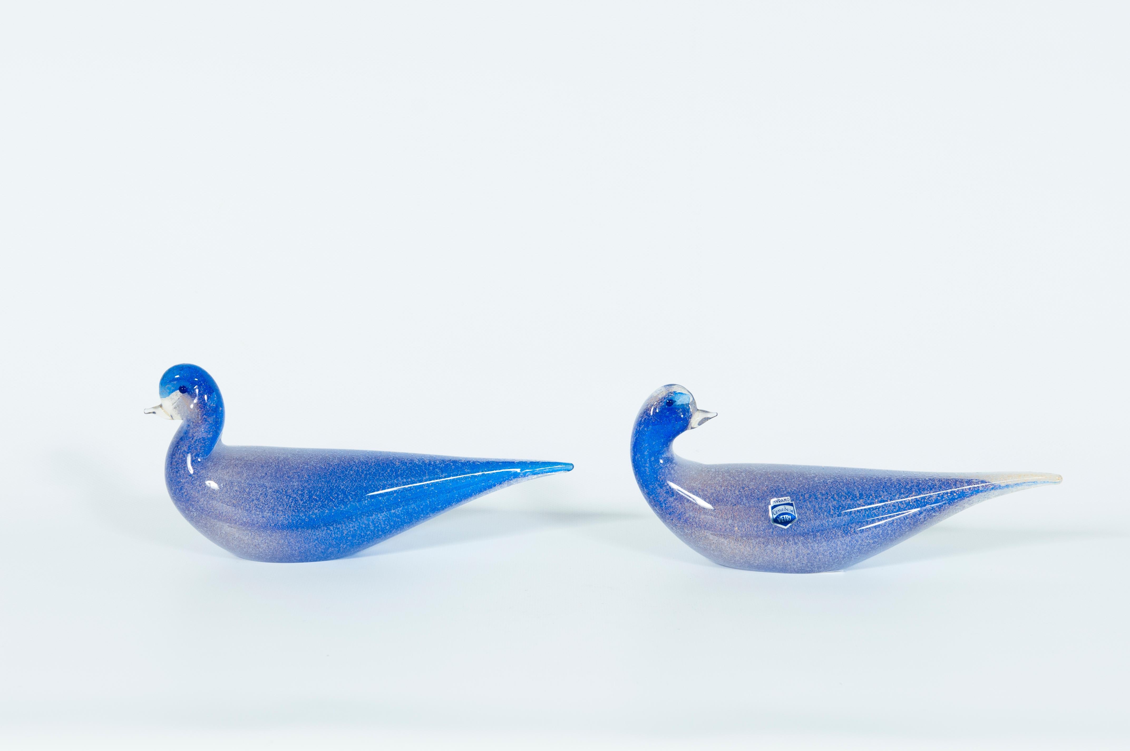 Moderne Paire de sculptures de canards en verre de Murano bleu signées Cenedese, Italie, années 1980 en vente