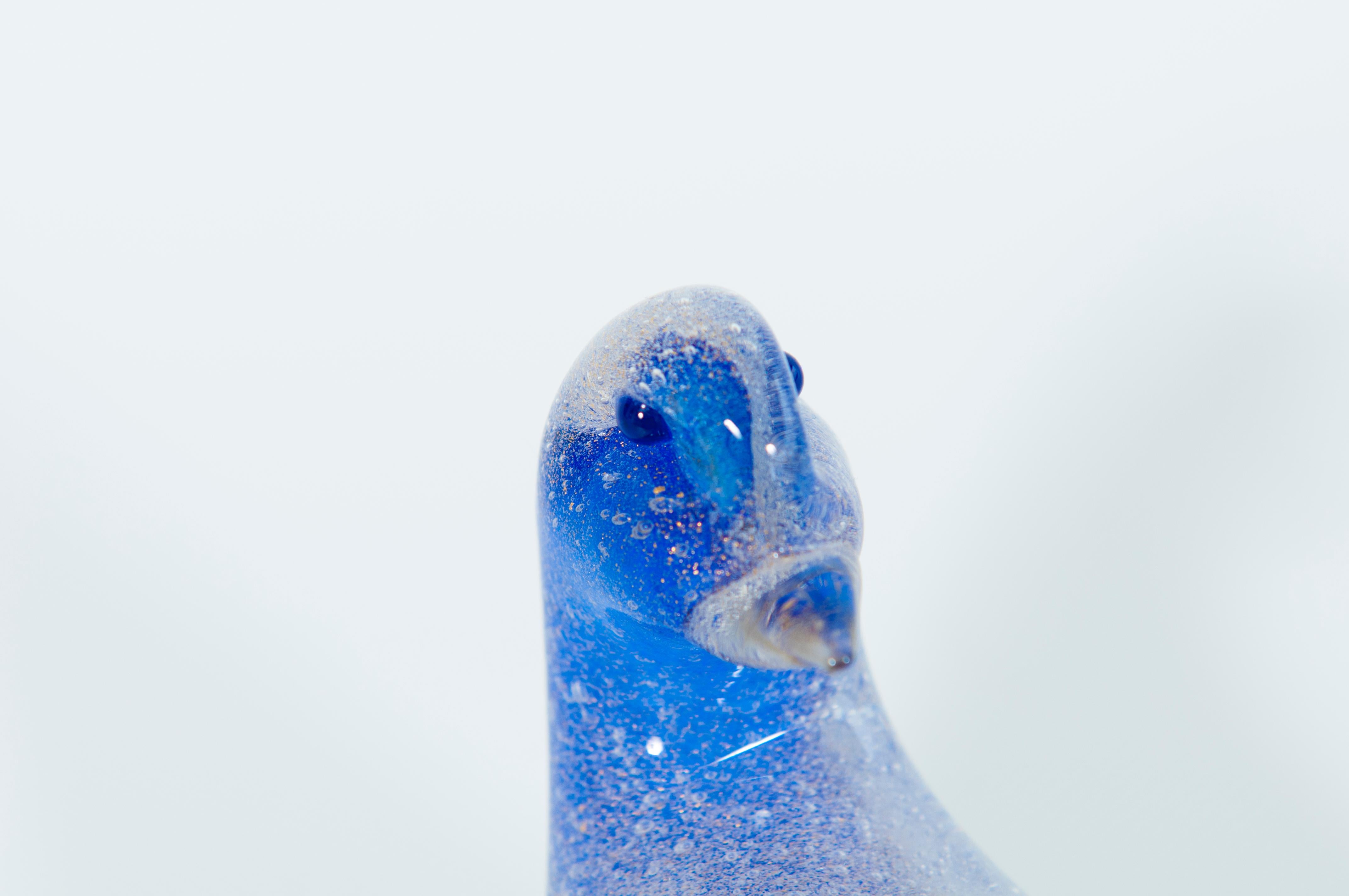 Fin du 20e siècle Paire de sculptures de canards en verre de Murano bleu signées Cenedese, Italie, années 1980 en vente