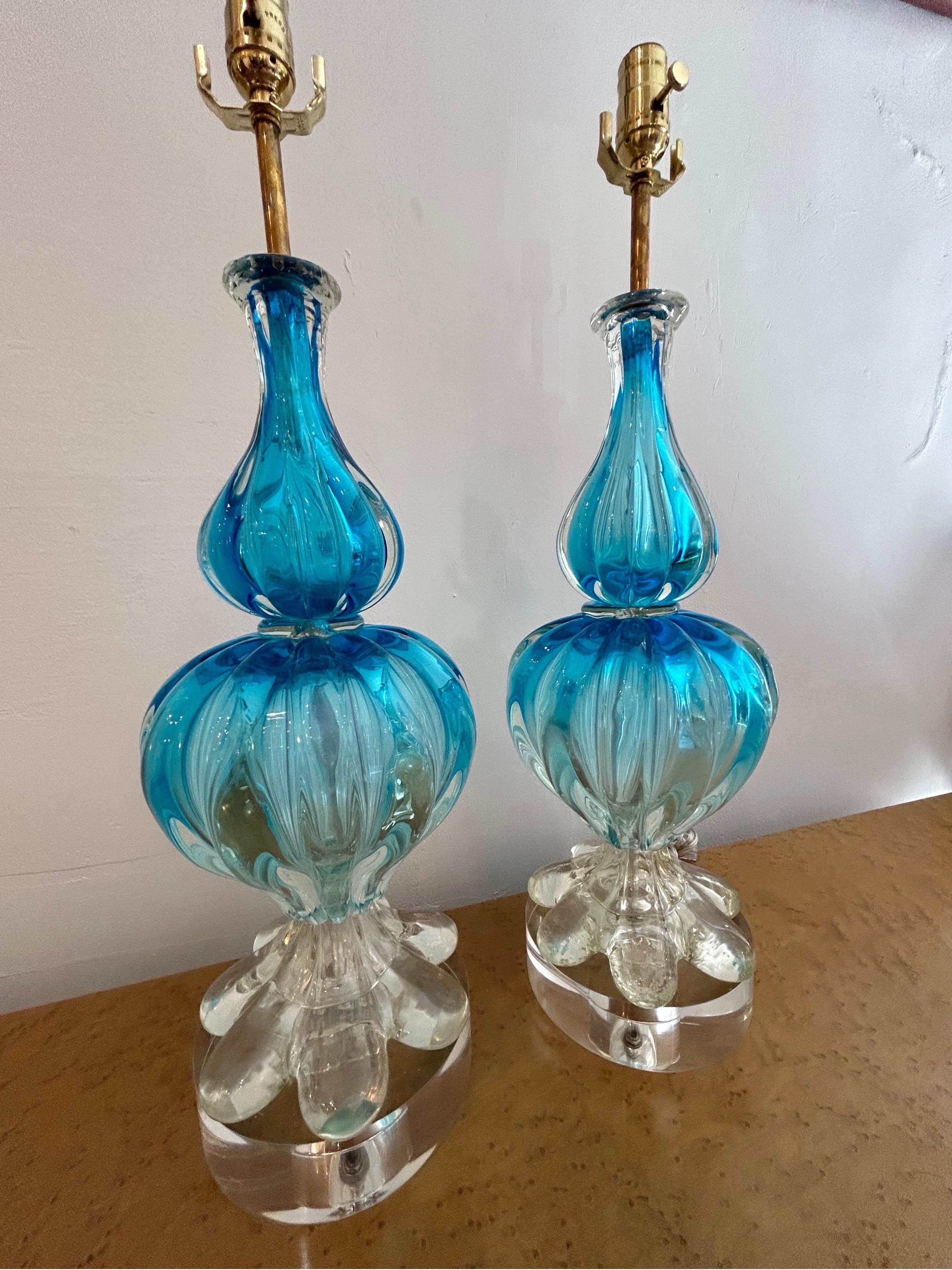 Pair of blue Murano lamps by Seguso For Sale 3