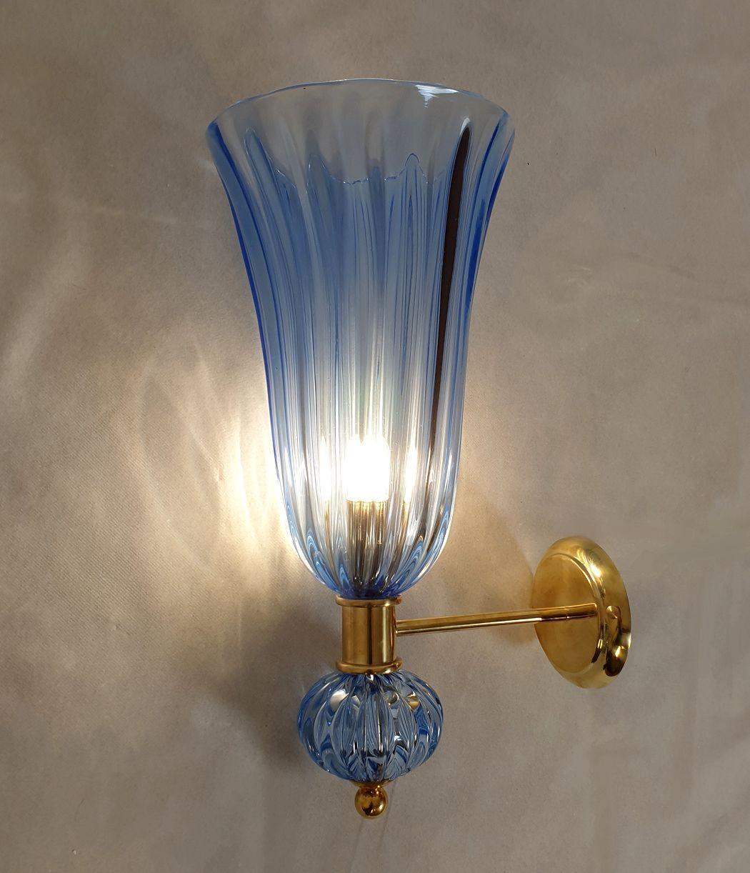 Pareja de apliques neoclásicos azules de Murano en Excelente estado para la venta en Dallas, TX