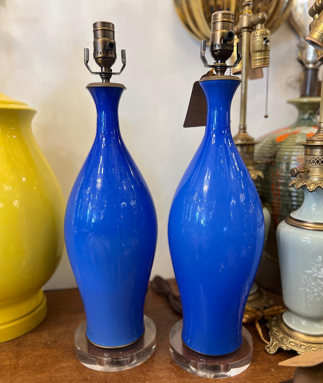 Pair of Blue Opaline Table Lamps en vente 2