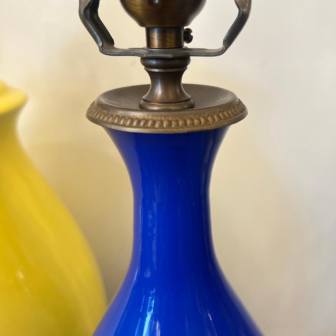 Pair of Blue Opaline Table Lamps Bon état - En vente à New York, NY