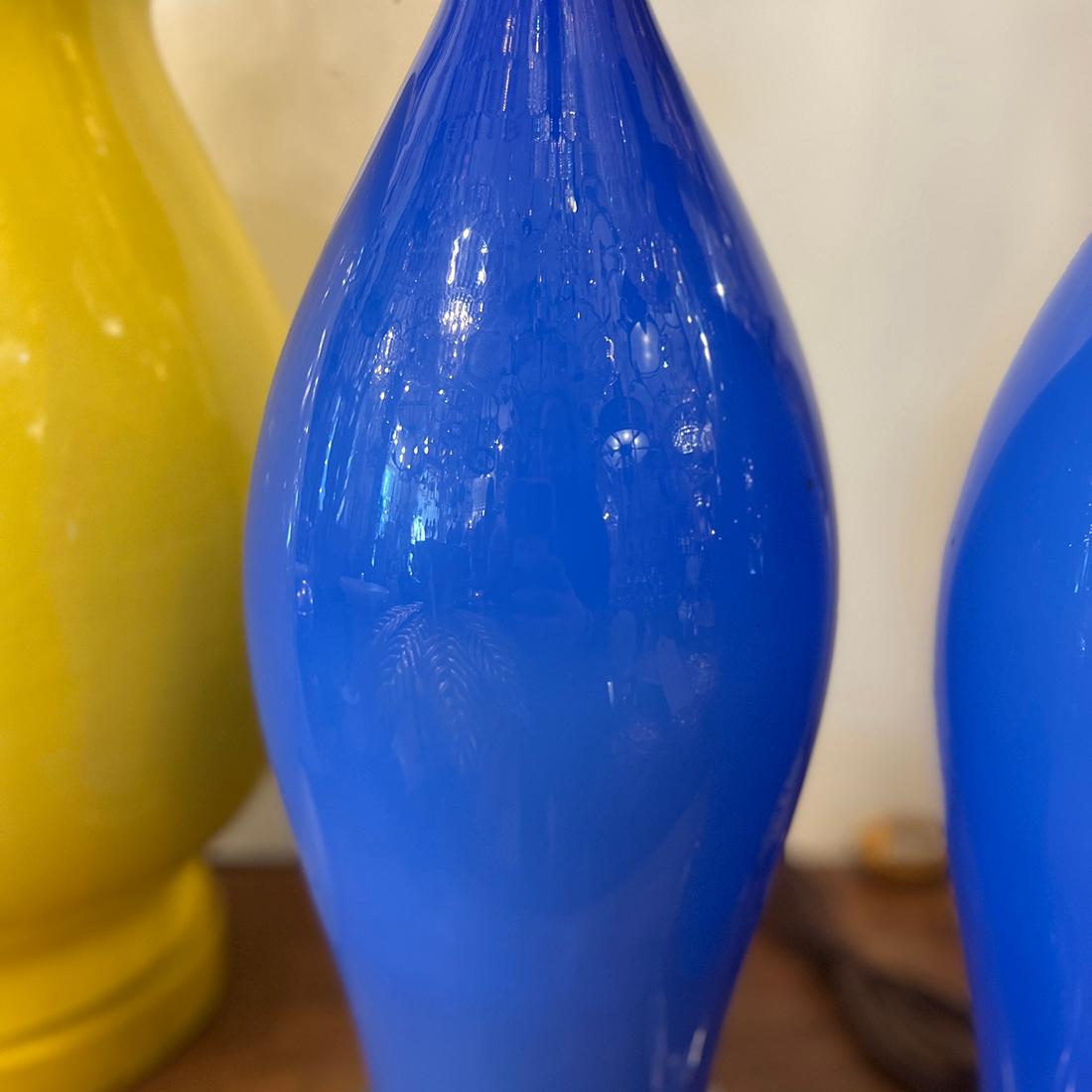 Verre d'art Pair of Blue Opaline Table Lamps en vente