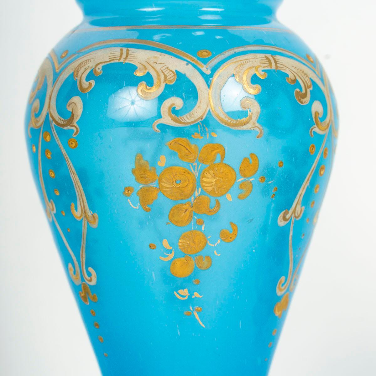 Pair of Blue Opaline Vases with Gold Accents, 19th Century, Napoleon III Period. In Good Condition For Sale In Saint-Ouen, FR