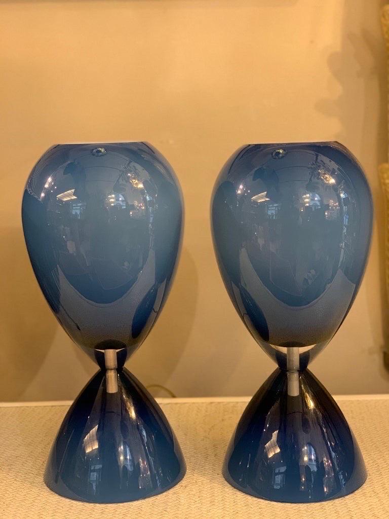 Italian Pair of Blue Overlay Blown Glass Murano Hourglass Table Lamps, 1950s For Sale