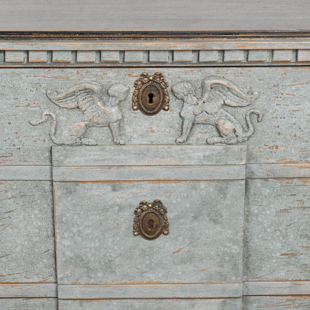 Pair of Blue Painted Chest of Three Drawers With Griffins, Sweden circa 1840-60 For Sale 2