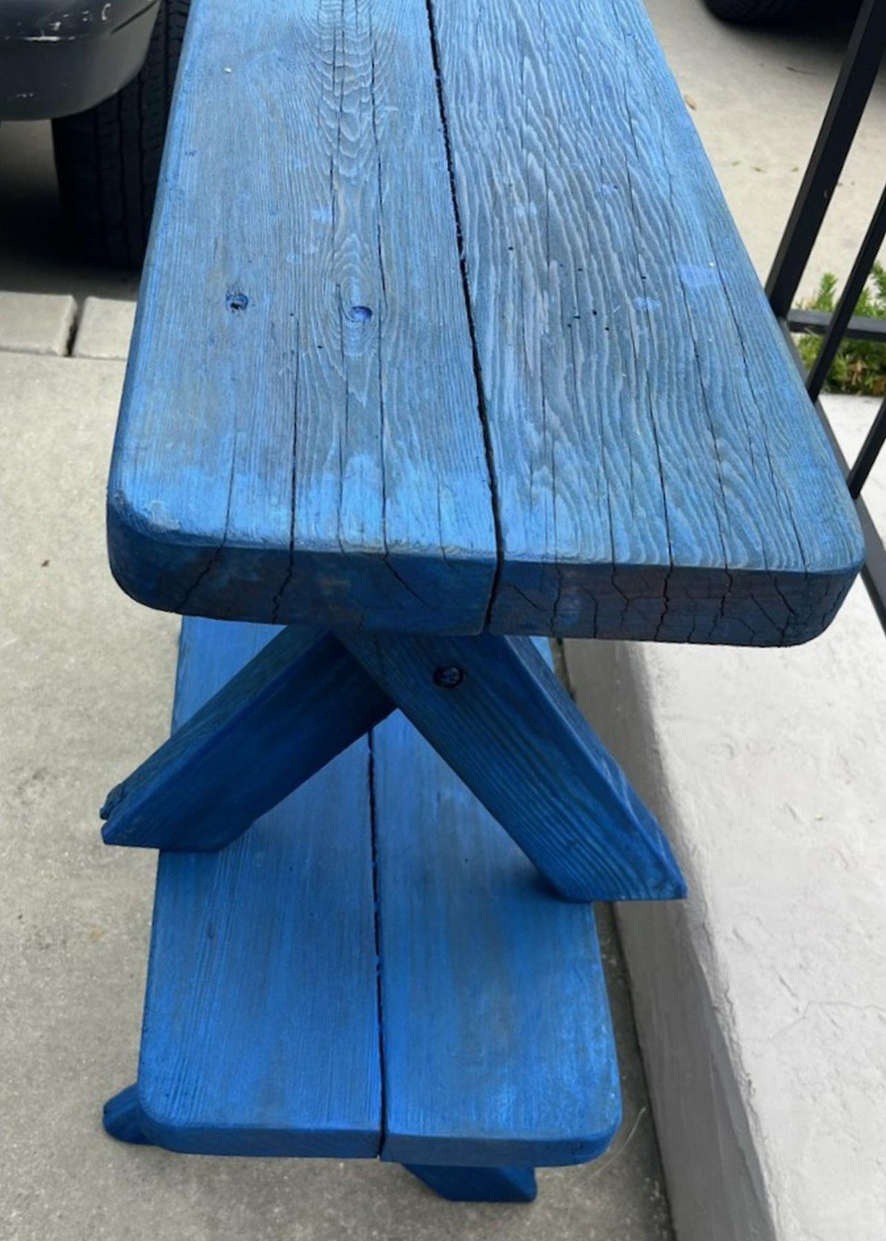 Pair of Blue painted Picnic Benches In Good Condition For Sale In Los Angeles, CA