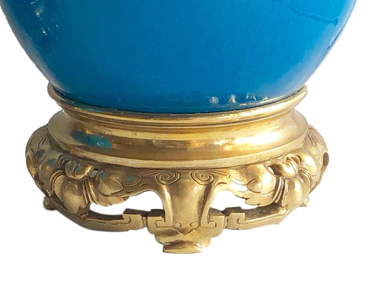 Paar Tischlampen aus blauem Porzellan im Angebot 1