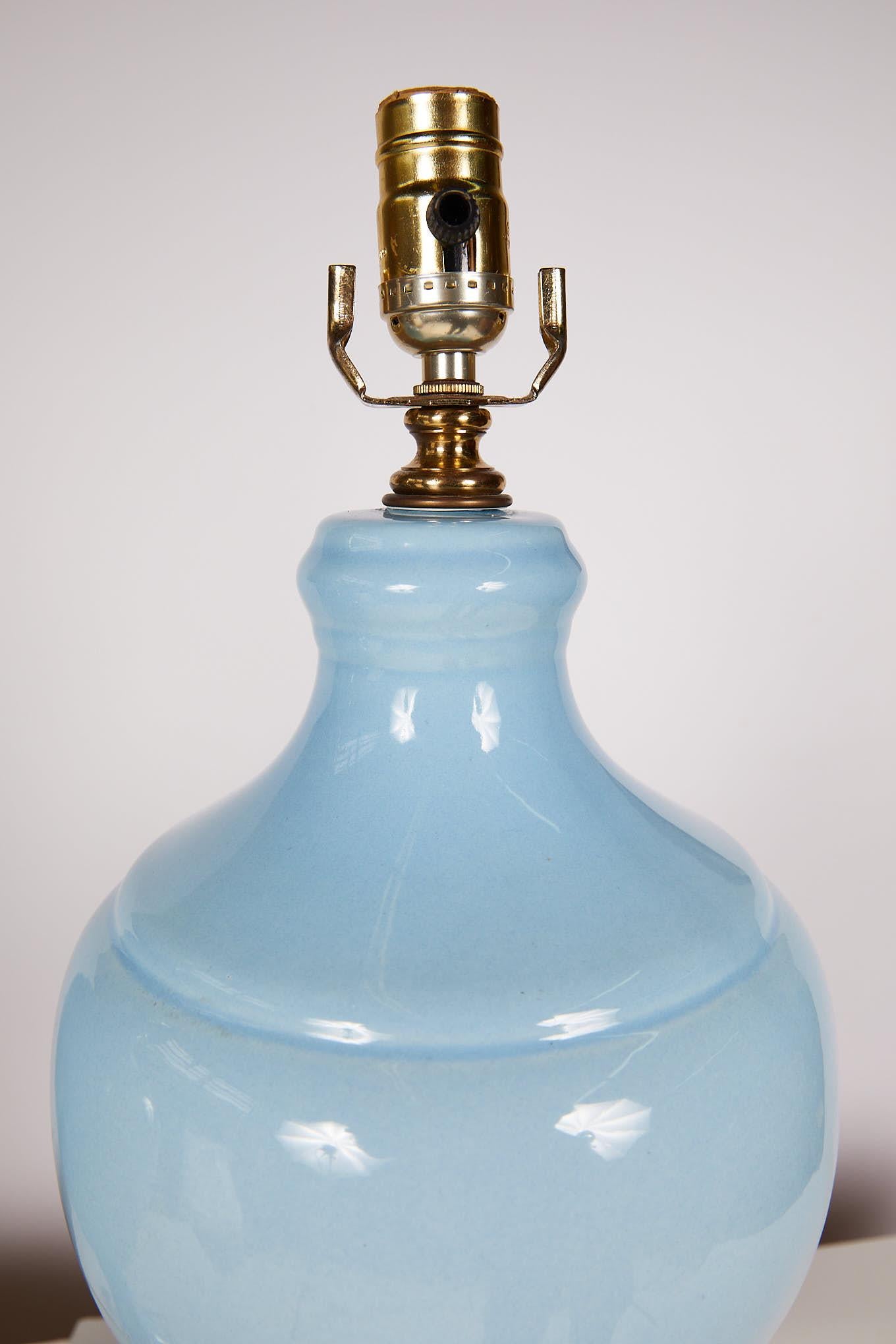 Pair of Blue Porcelain Urn Lamps on Lucite Bases 1