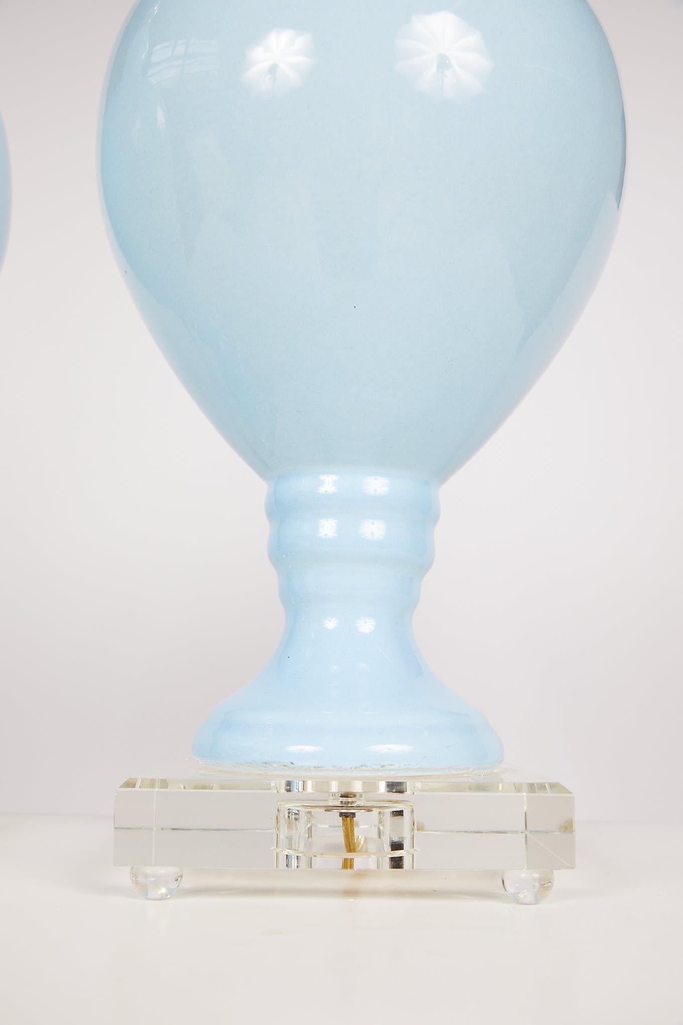 Pair of Blue Porcelain Urn Lamps on Lucite Bases 3