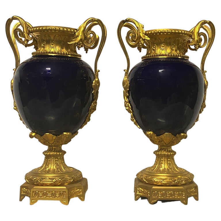Pair of Blue Porcelain Vases from the Late 19th Century, with Gilt