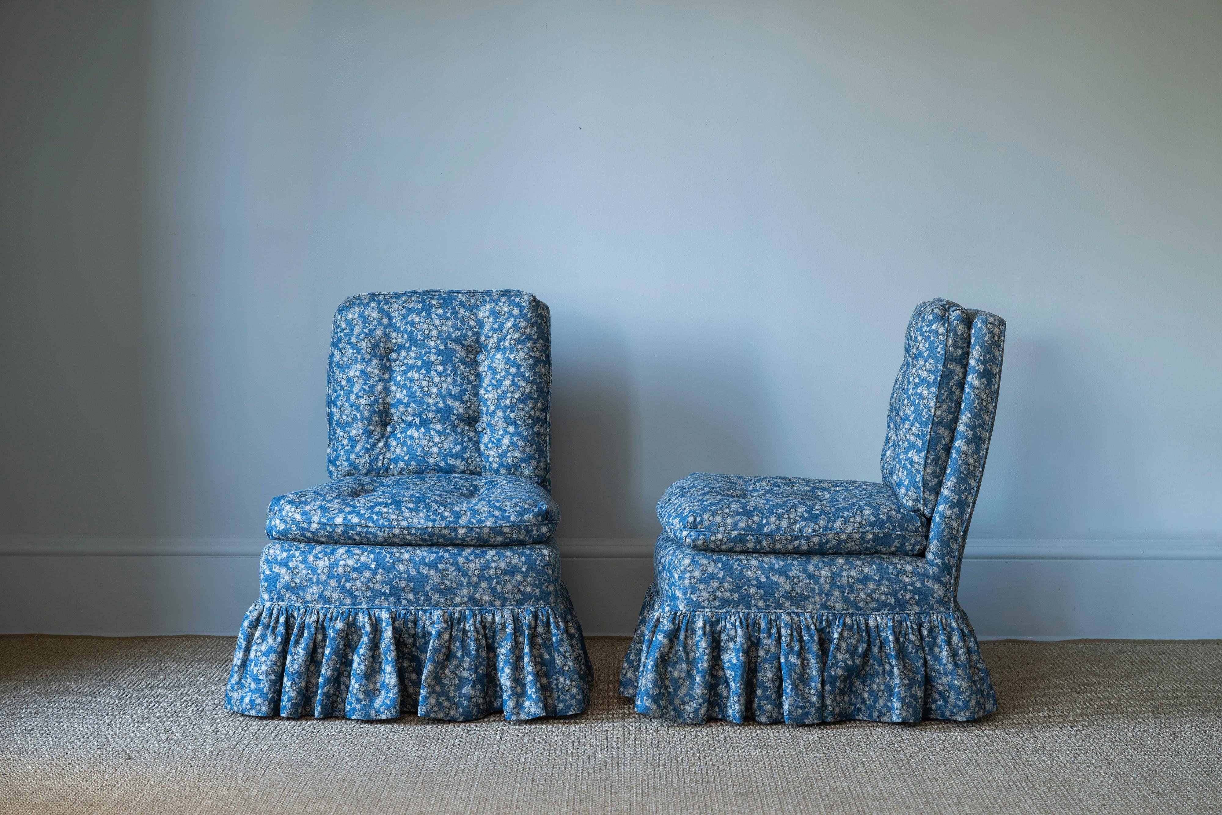Upholstery Pair of Blue Slipper Chairs For Sale