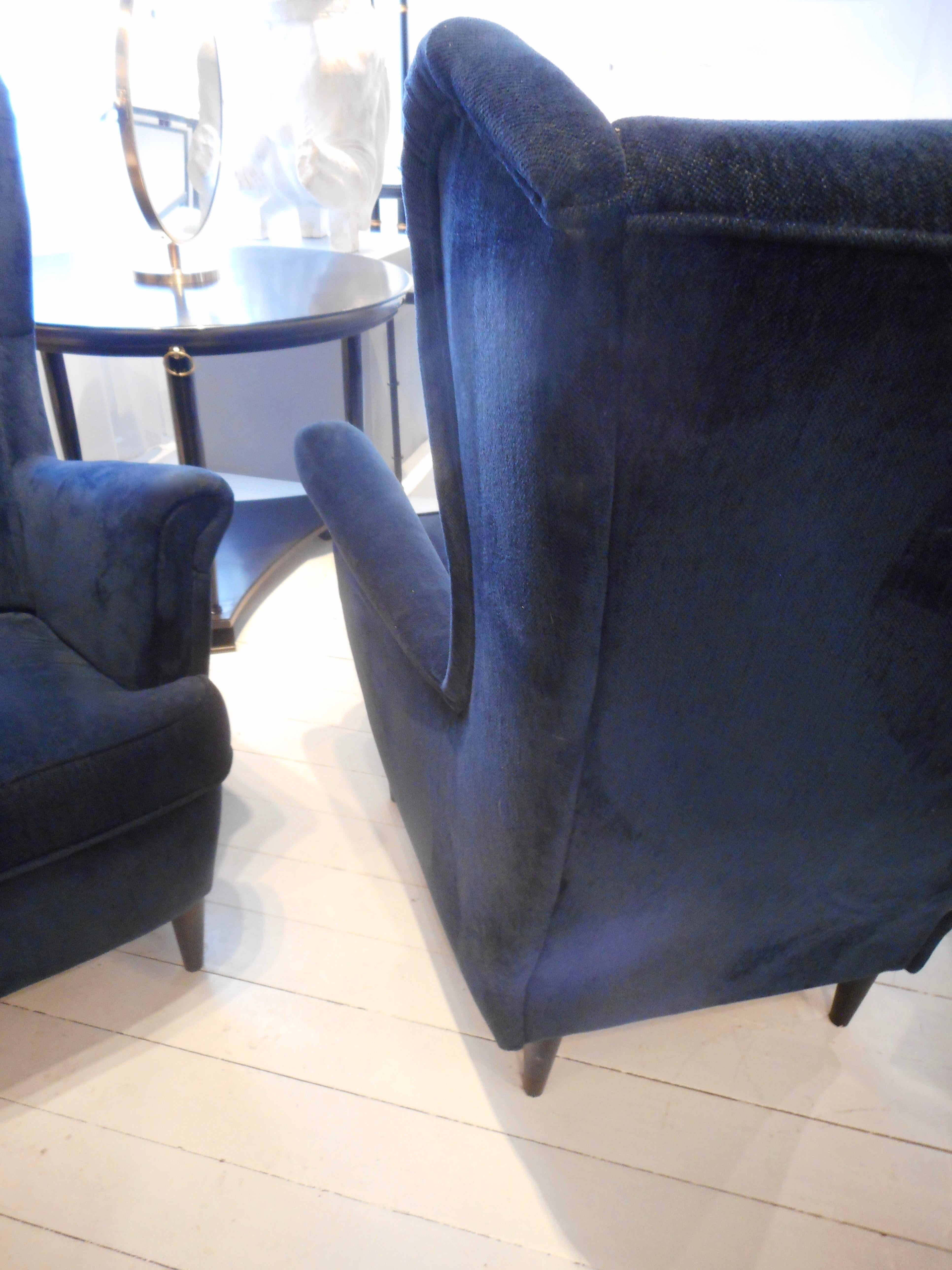 Mid-Century Modern Pair of Blue Velvet Wingback Armchairs, Italy, 1950s