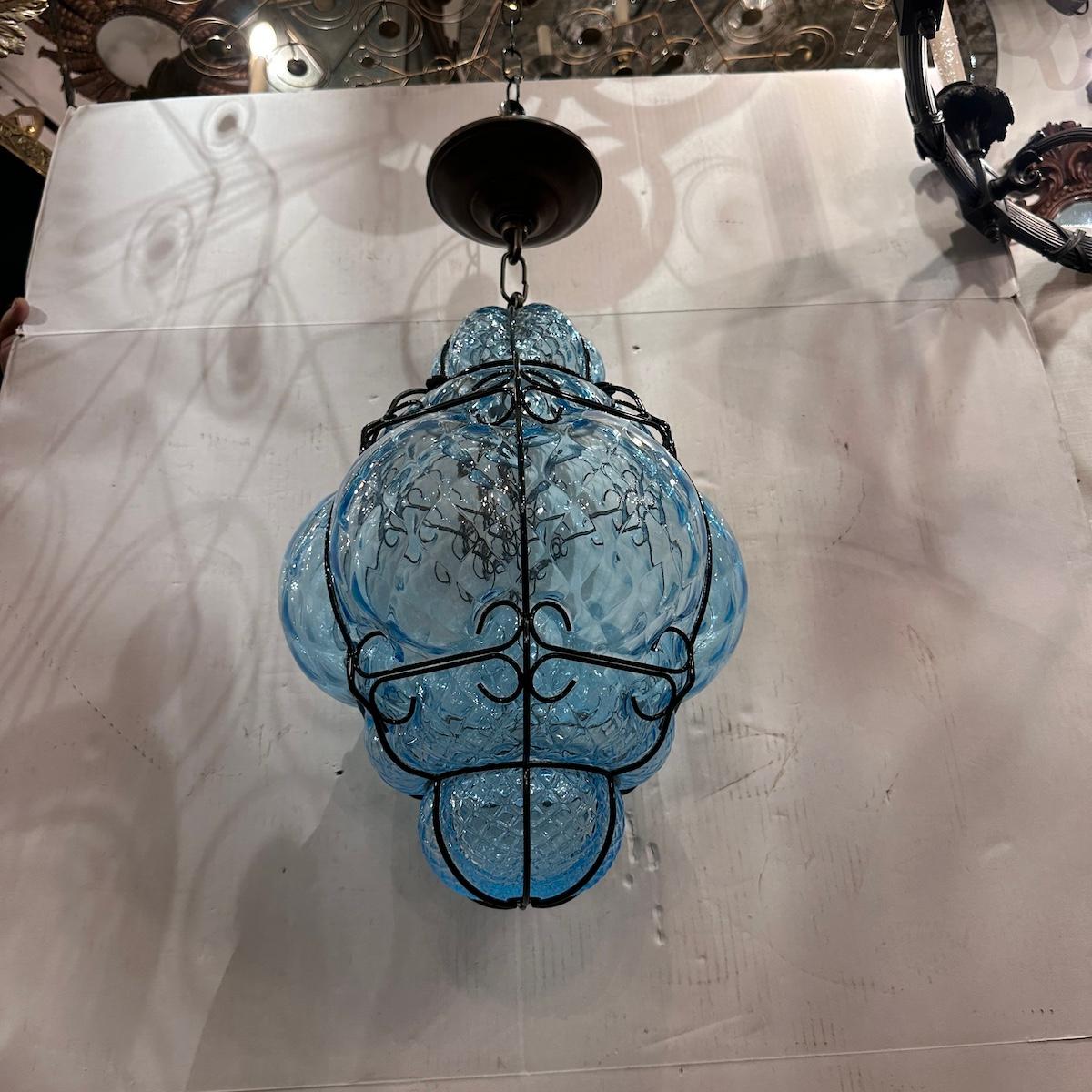 Paar blaue venezianische Laternen, einzeln verkauft im Angebot 4